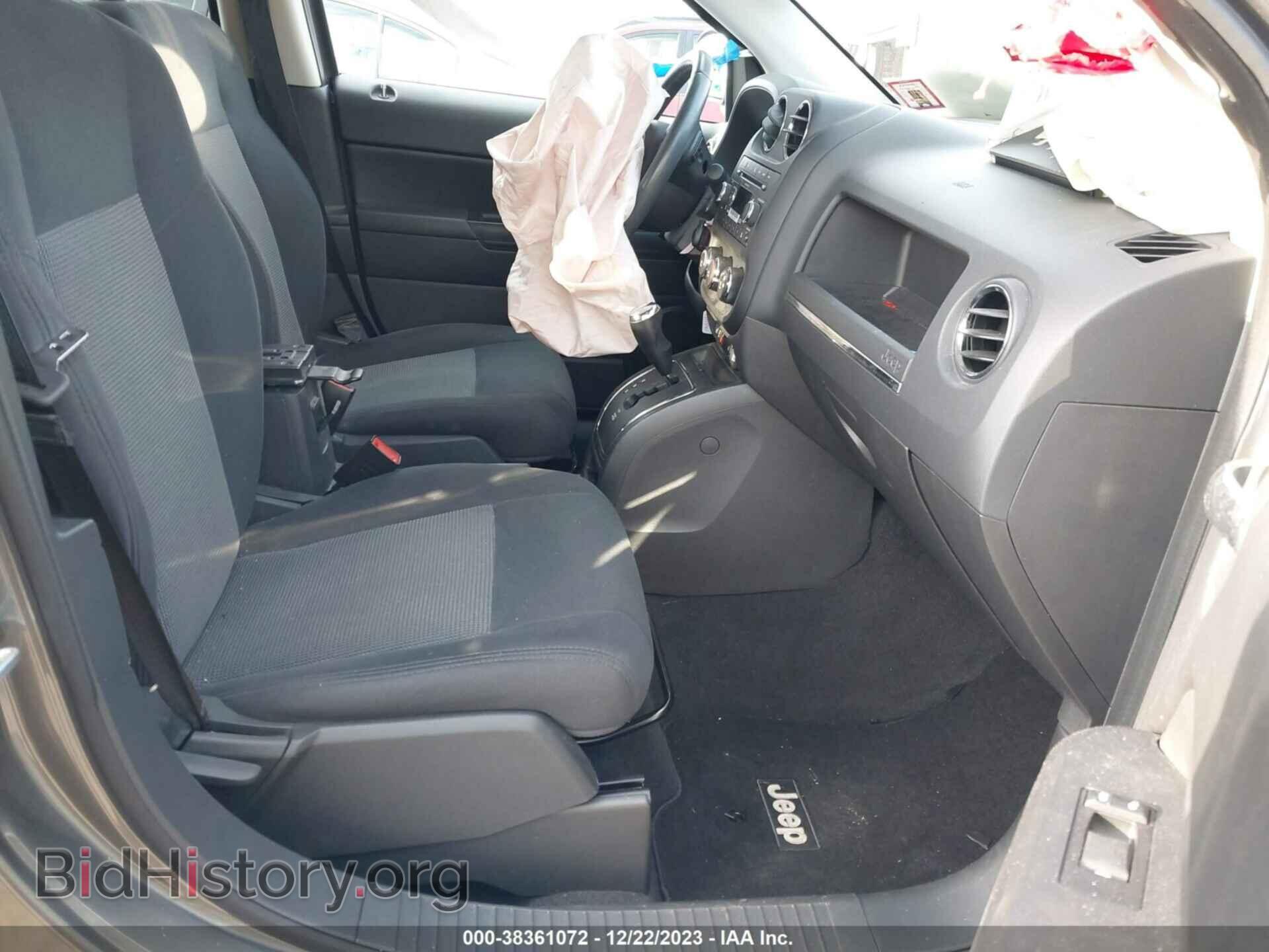 2011 JEEP COMPASS - VIN: 1J4NF1FB2BD277256 - Photo 5