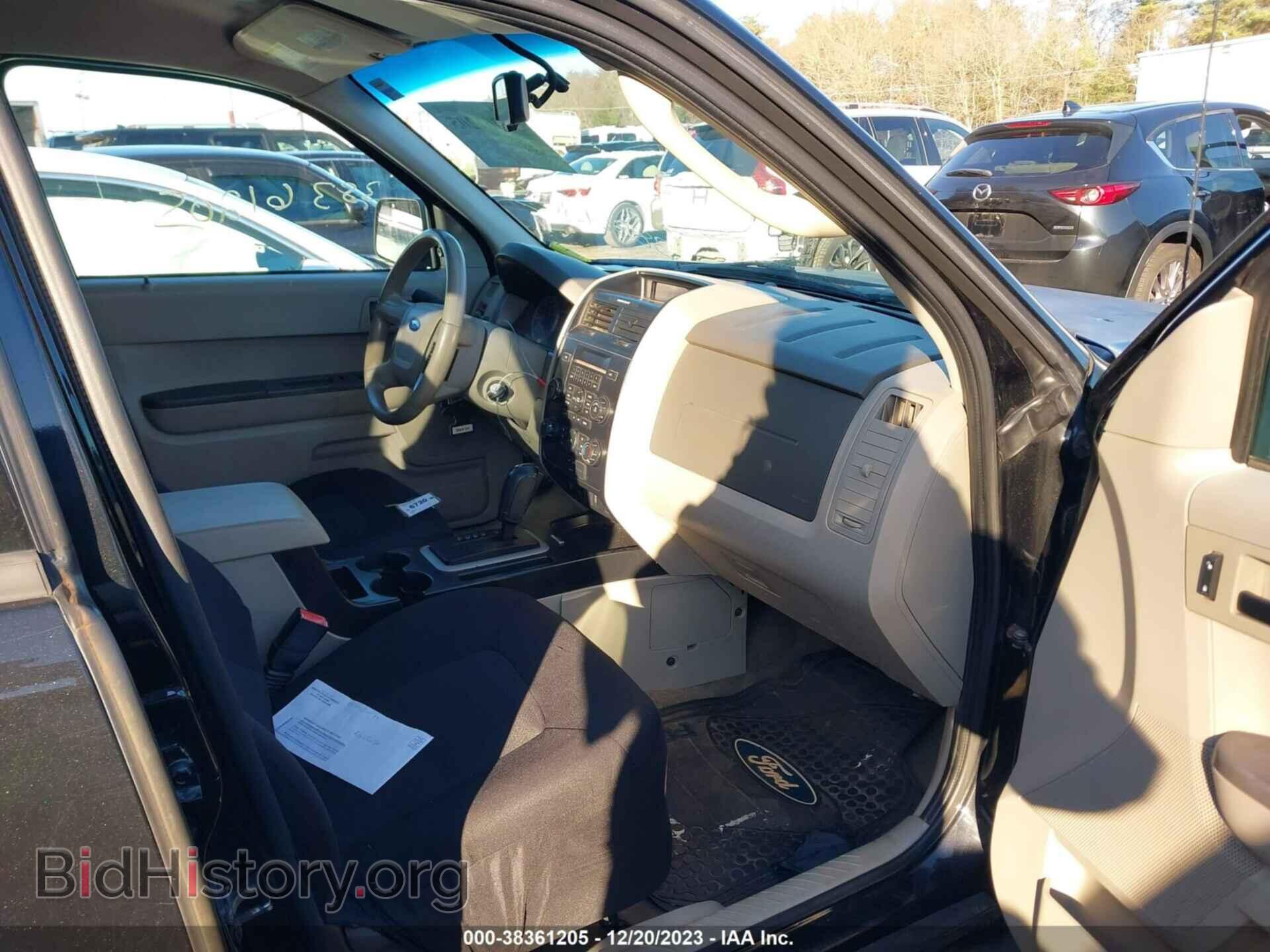2011 FORD ESCAPE - VIN: 1FMCU0C79BKA53146 - Фото 5
