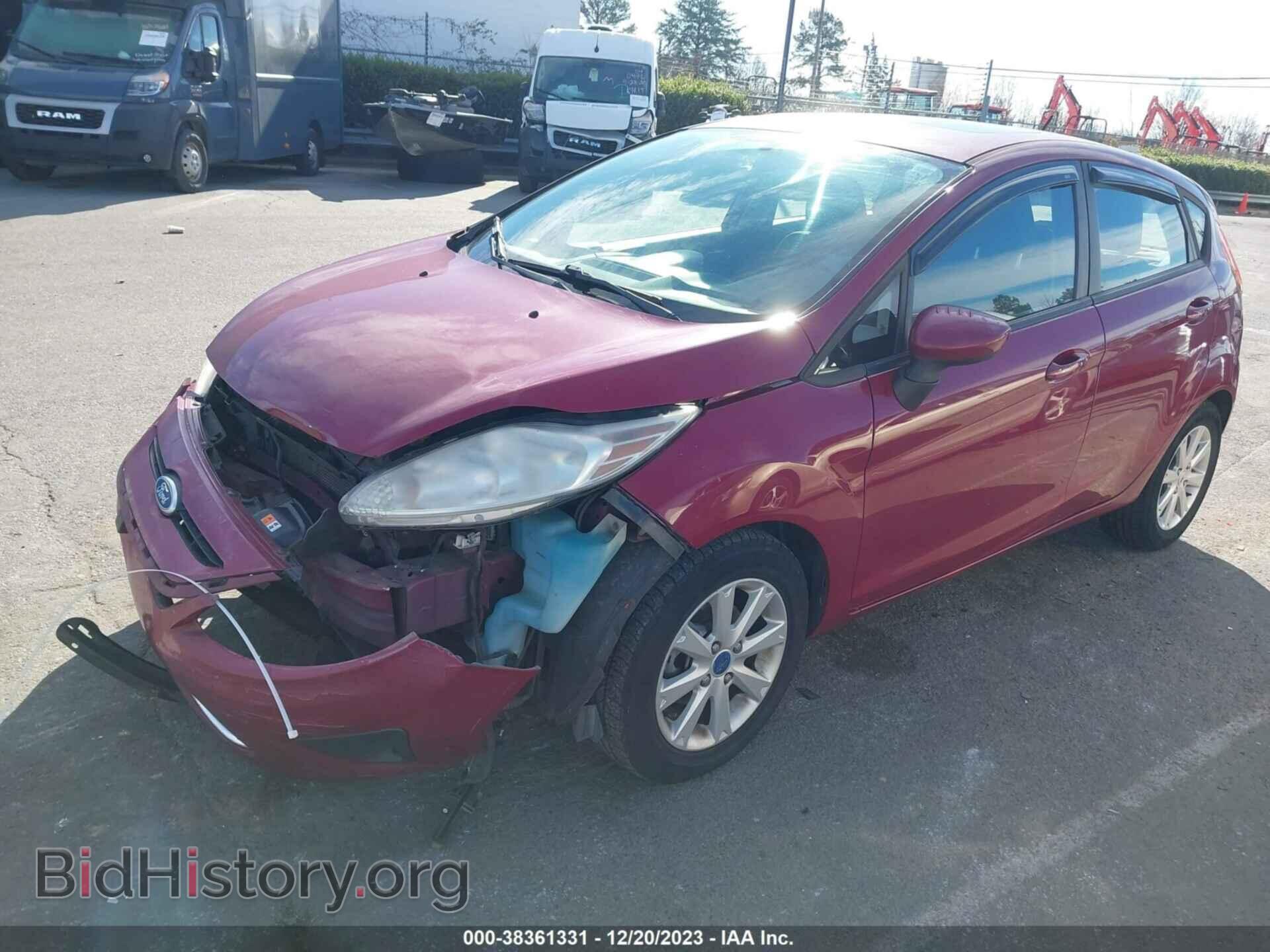2011 FORD FIESTA - VIN: 3FADP4EJ2BM144354 - Фото 2