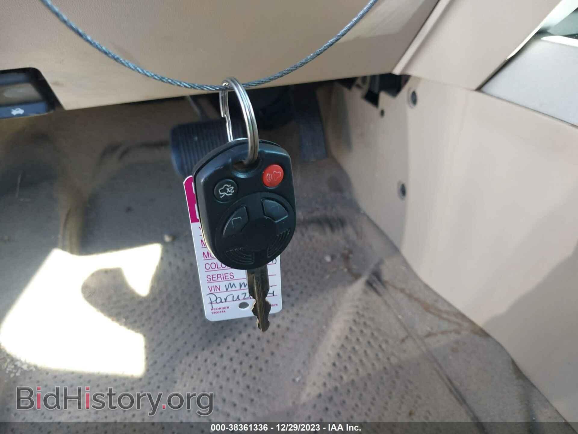 2010 FORD ESCAPE - VIN: 1FMCU0D75AKD19310 - Фото 11