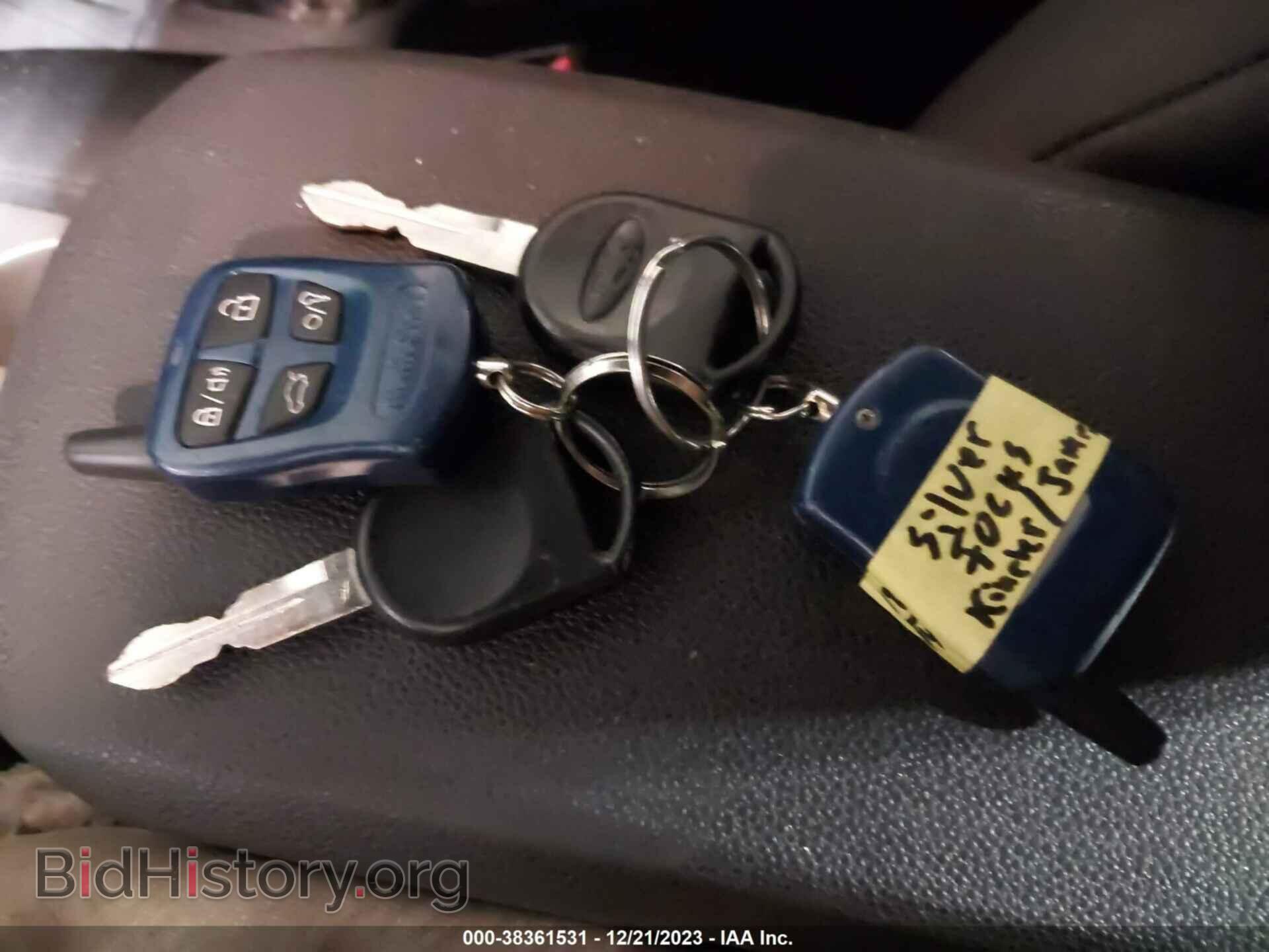 2010 FORD FOCUS - VIN: 1FAHP3FNXAW257111 - Фото 11