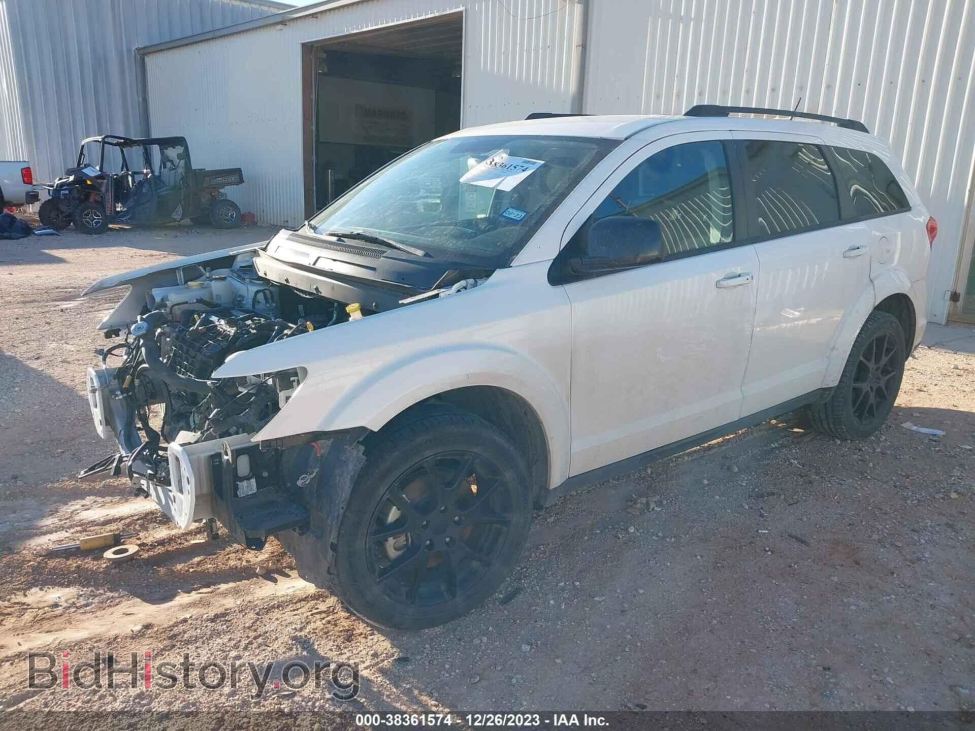 2017 DODGE JOURNEY - VIN: 3C4PDCBB7HT562656 - Фото 2