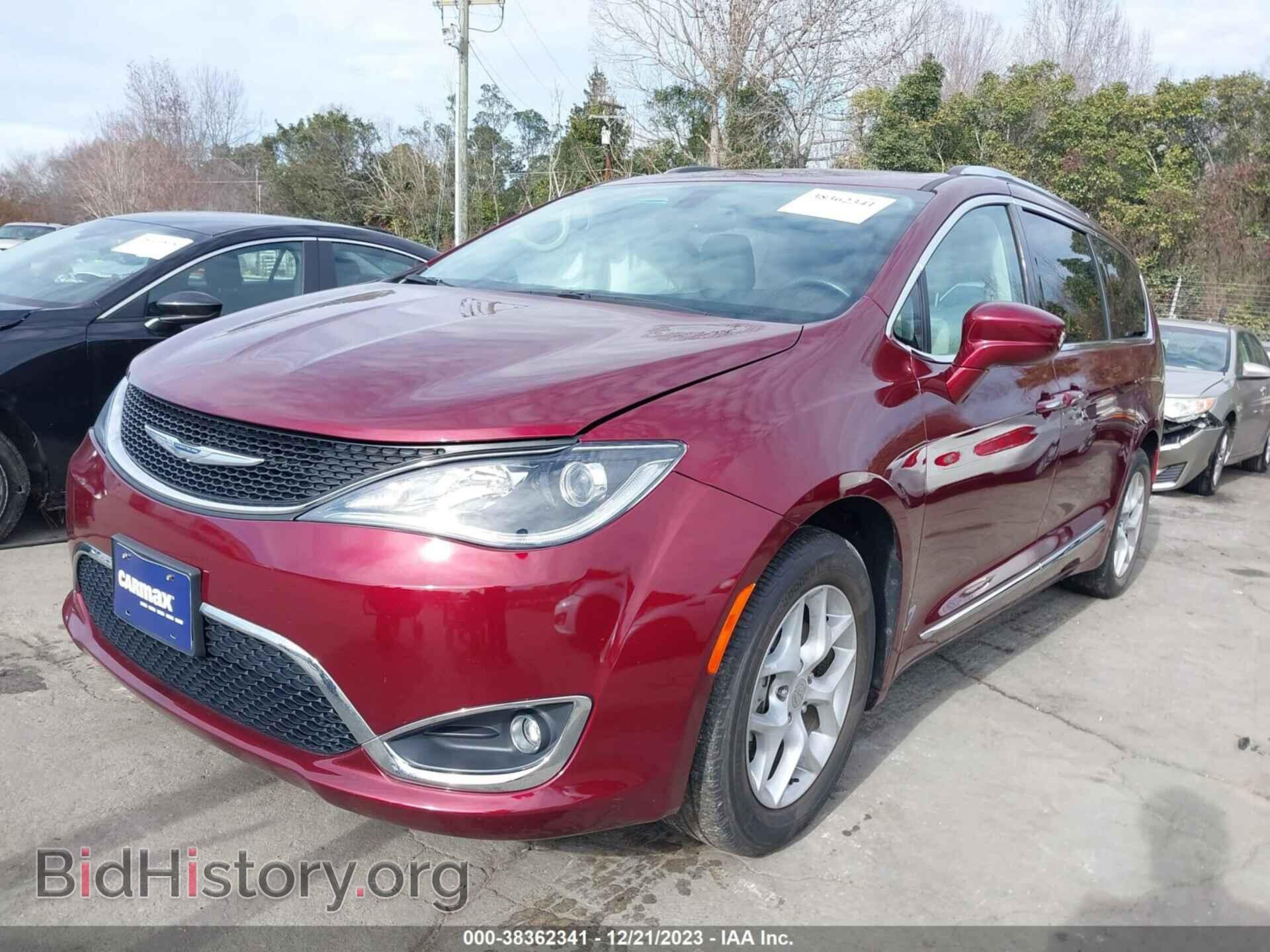 2017 CHRYSLER PACIFICA - VIN: 2C4RC1EG2HR729435 - Photo 2
