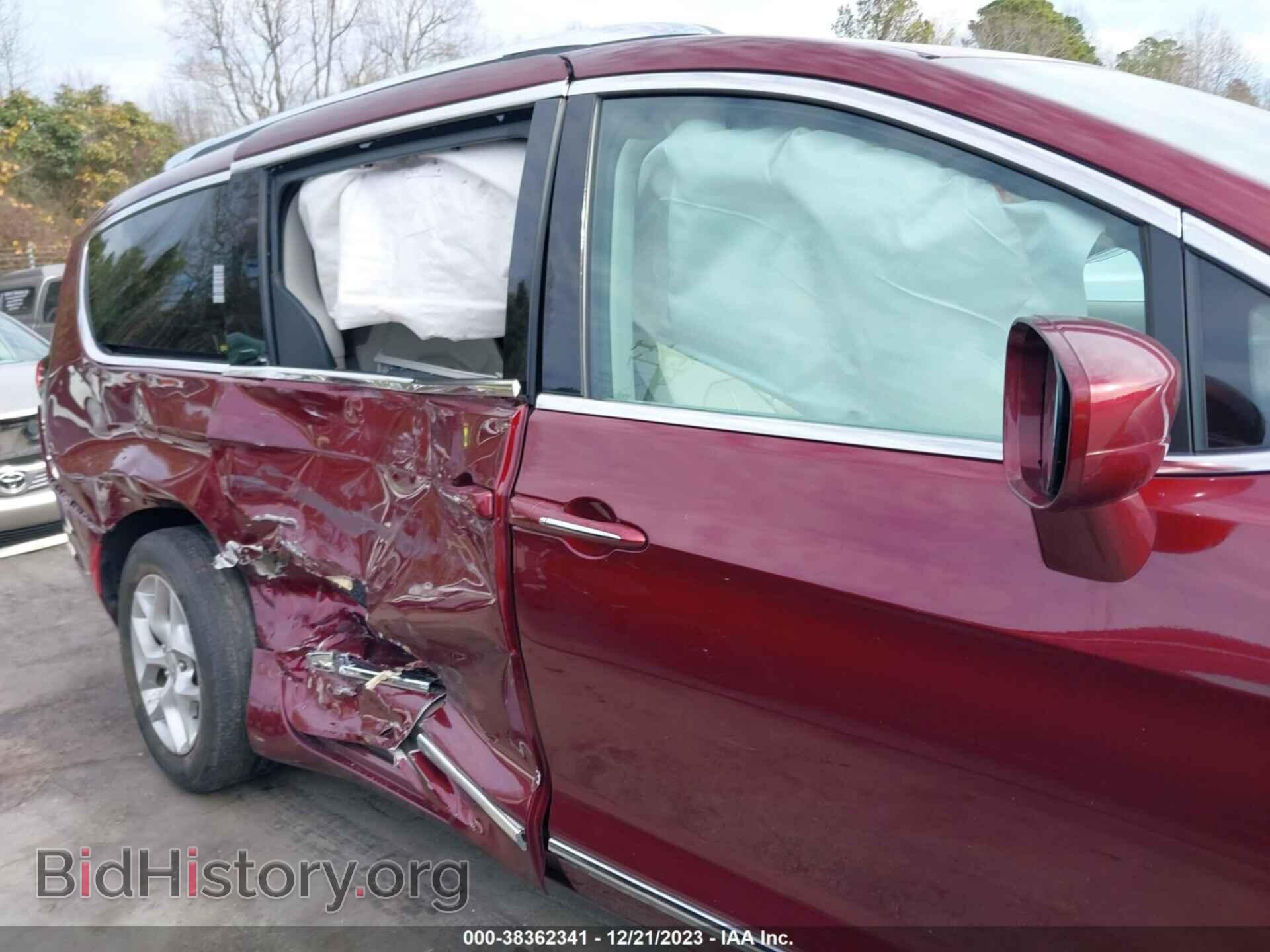 2017 CHRYSLER PACIFICA - VIN: 2C4RC1EG2HR729435 - Photo 12