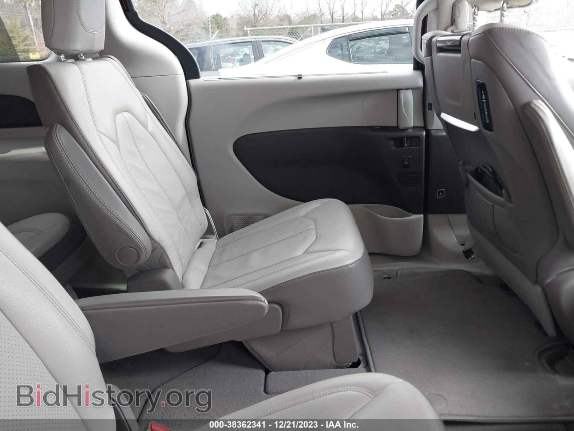 2017 CHRYSLER PACIFICA - VIN: 2C4RC1EG2HR729435 - Photo 8