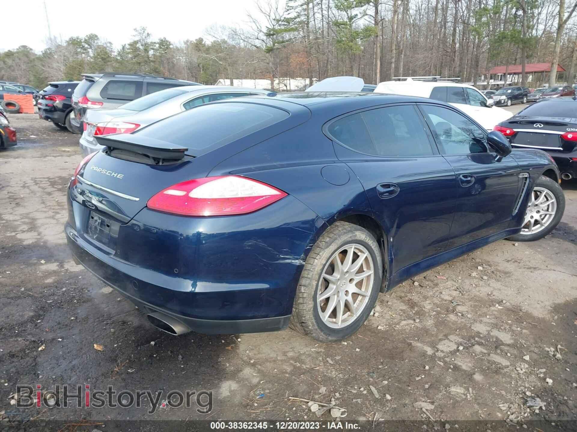 2011 PORSCHE PANAMERA - VIN: WP0AA2A7XBL011808 - Photo 4