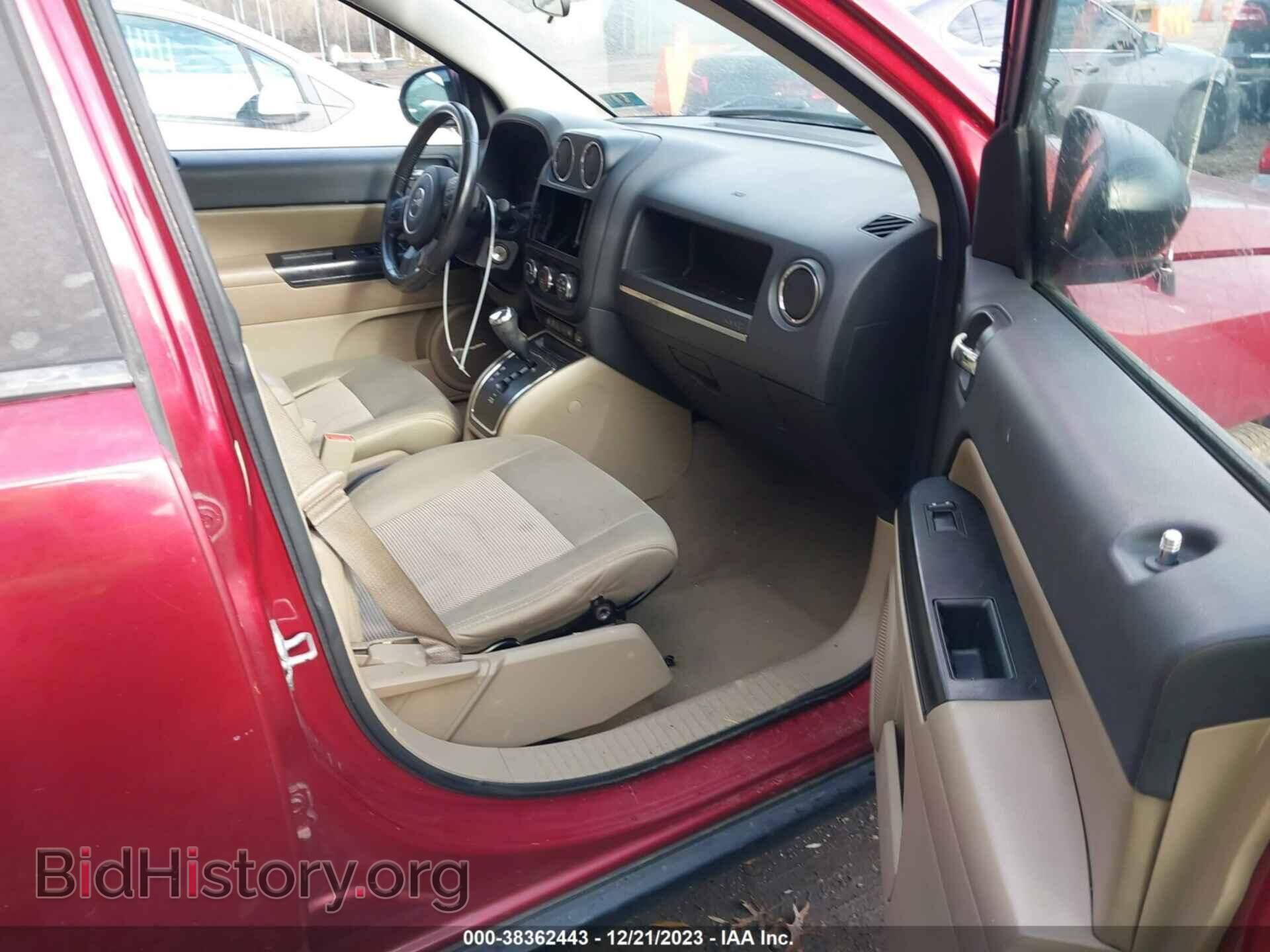 2011 JEEP COMPASS - VIN: 1J4NF1FB0BD136508 - Photo 5