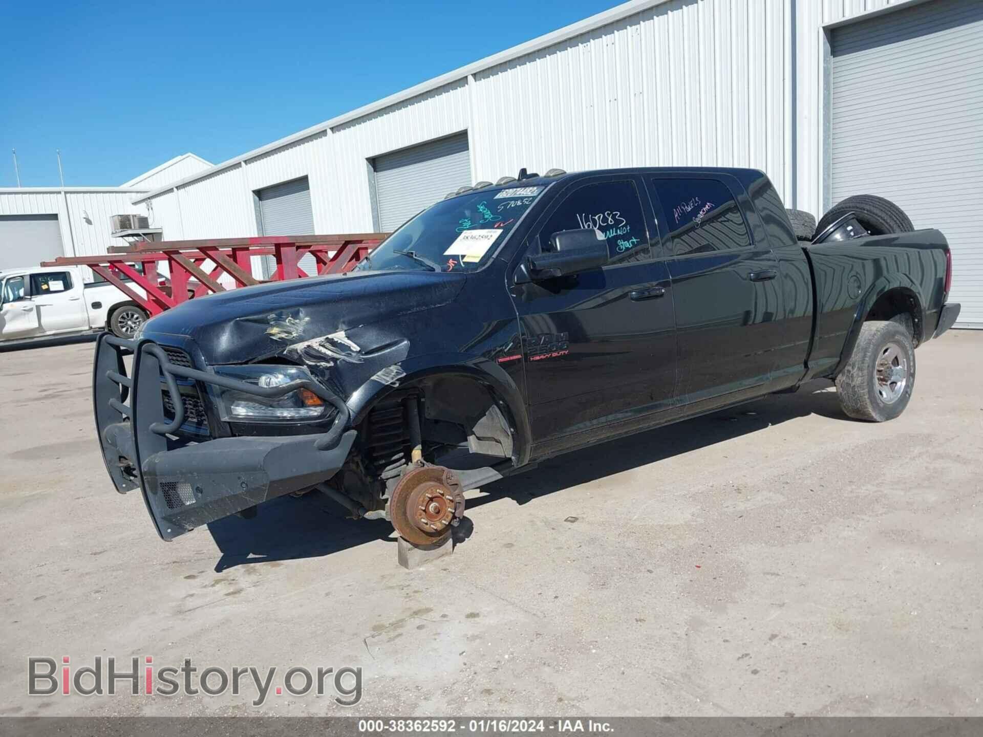 2017 RAM 2500 - VIN: 3C6UR5NL2HG570832 - Фото 2