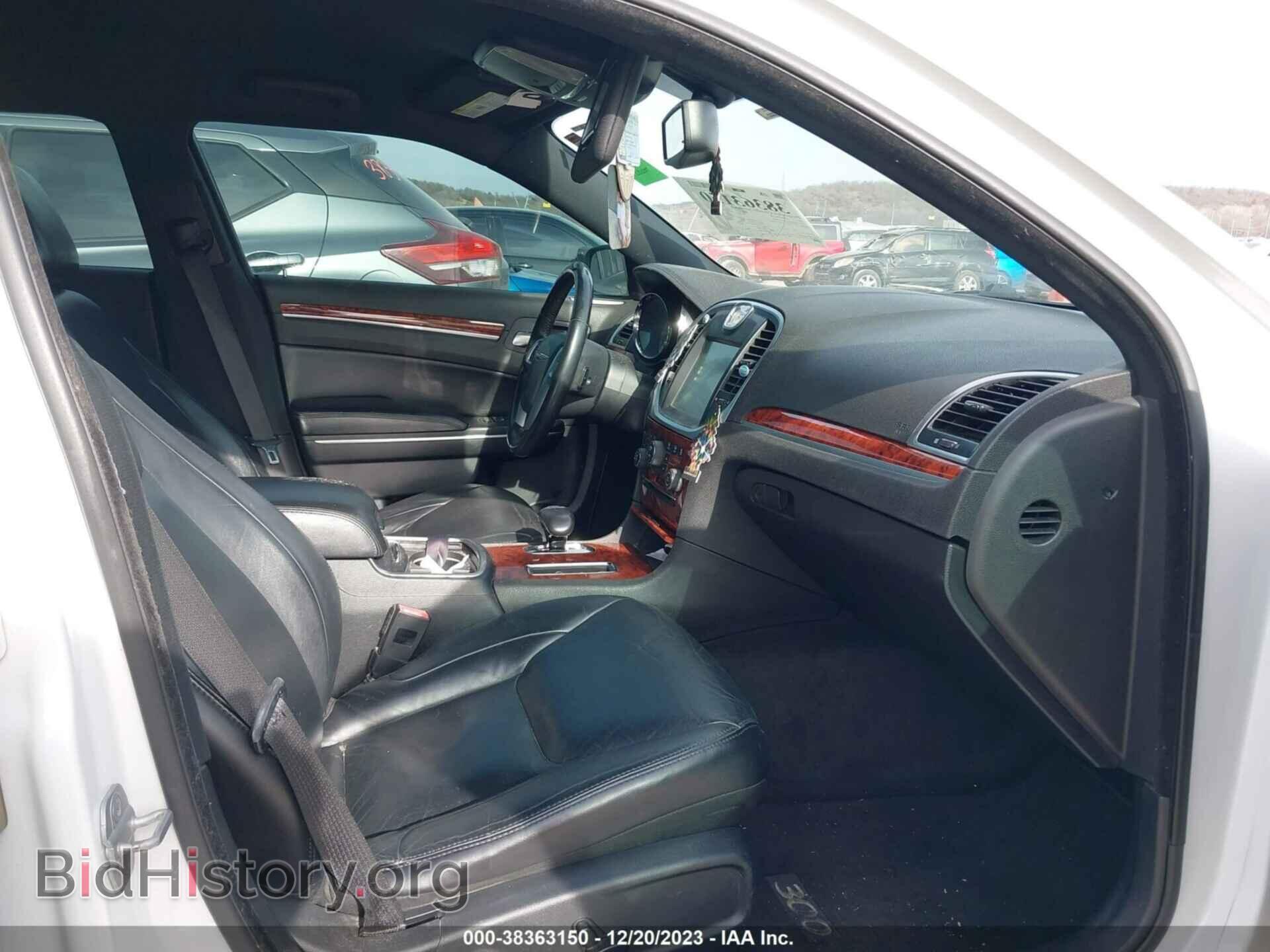2012 CHRYSLER 300 - VIN: 2C3CCACG6CH245604 - Фото 5