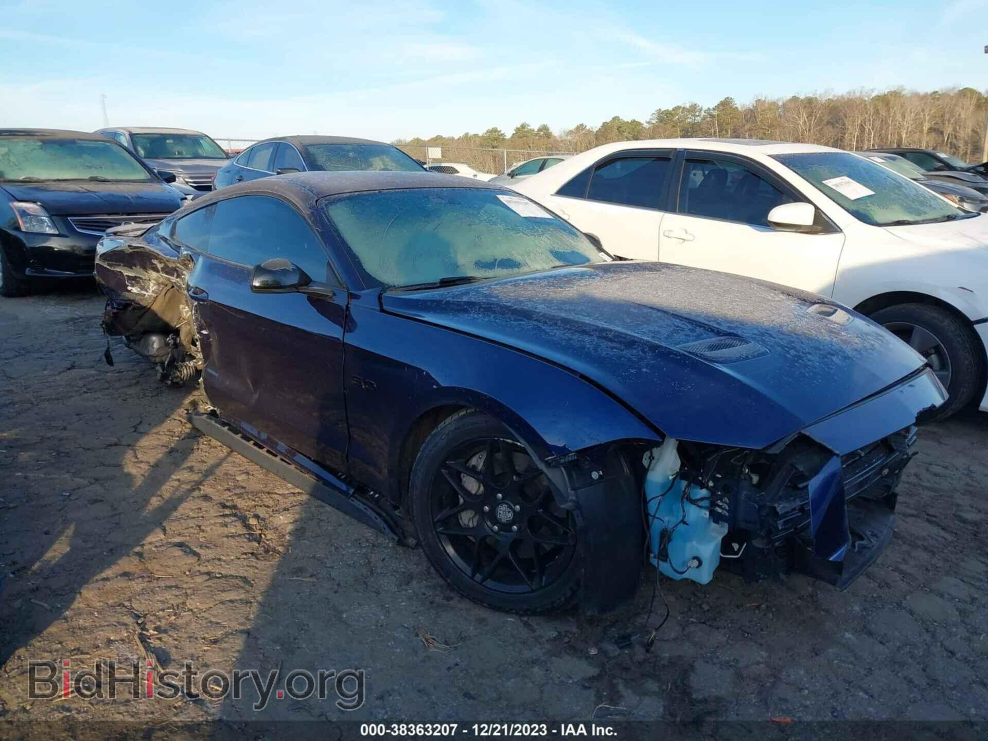 Photo 1FA6P8CF4K5199215 - FORD MUSTANG 2019
