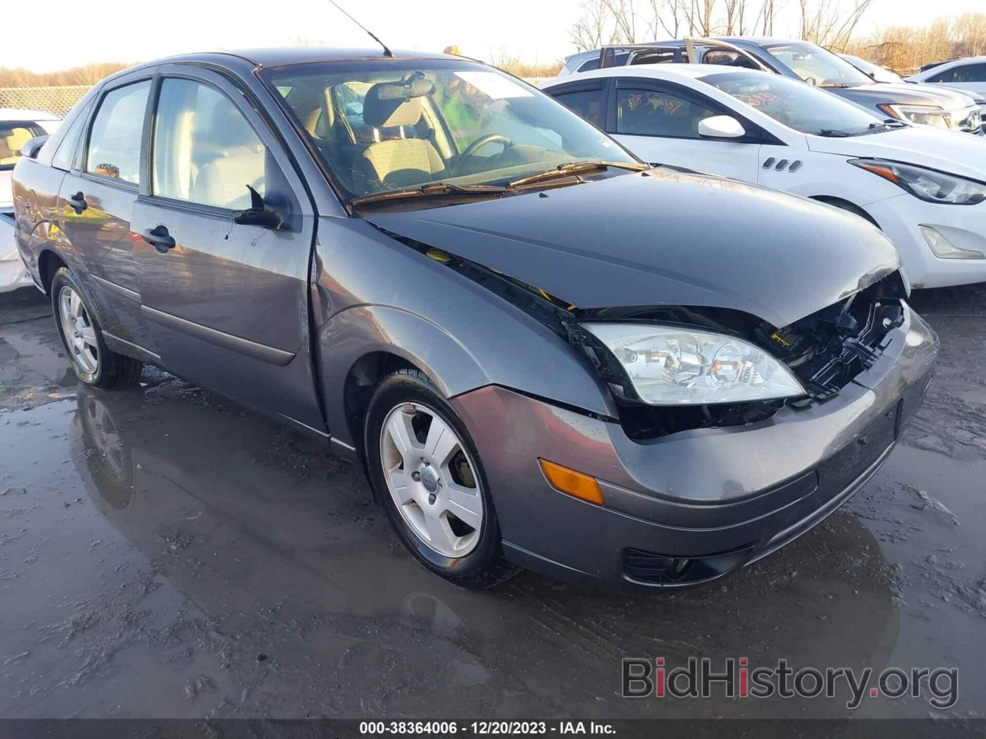 Photo 1FAHP34N06W198242 - FORD FOCUS 2006