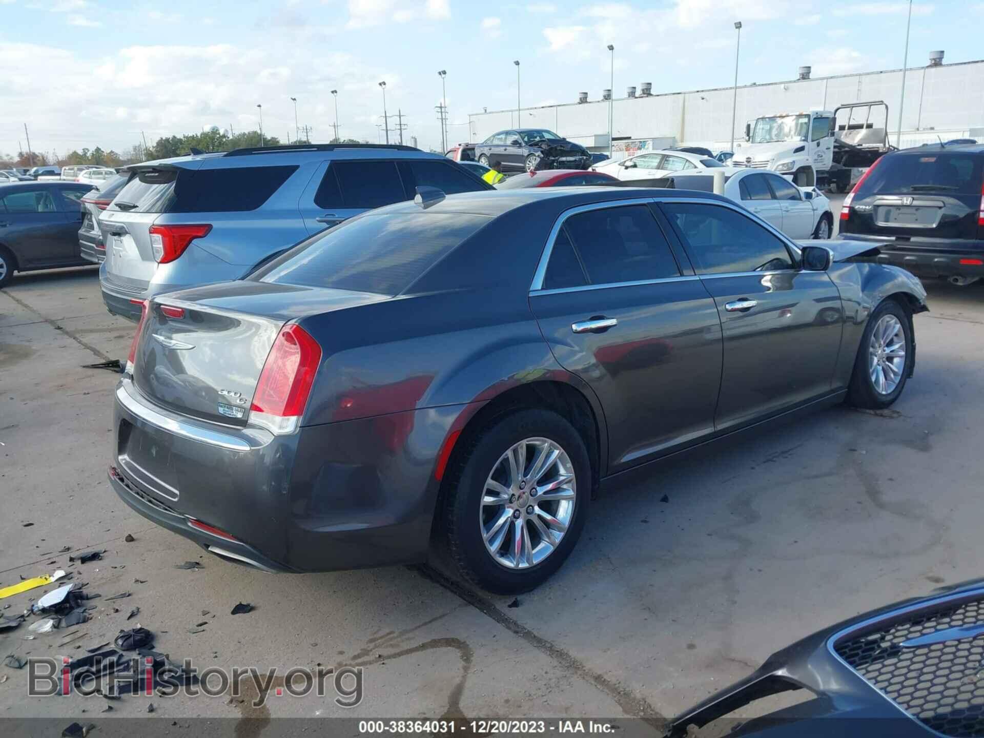 2016 CHRYSLER 300 - VIN: 2C3CCAEG1GH207460 - Фото 4