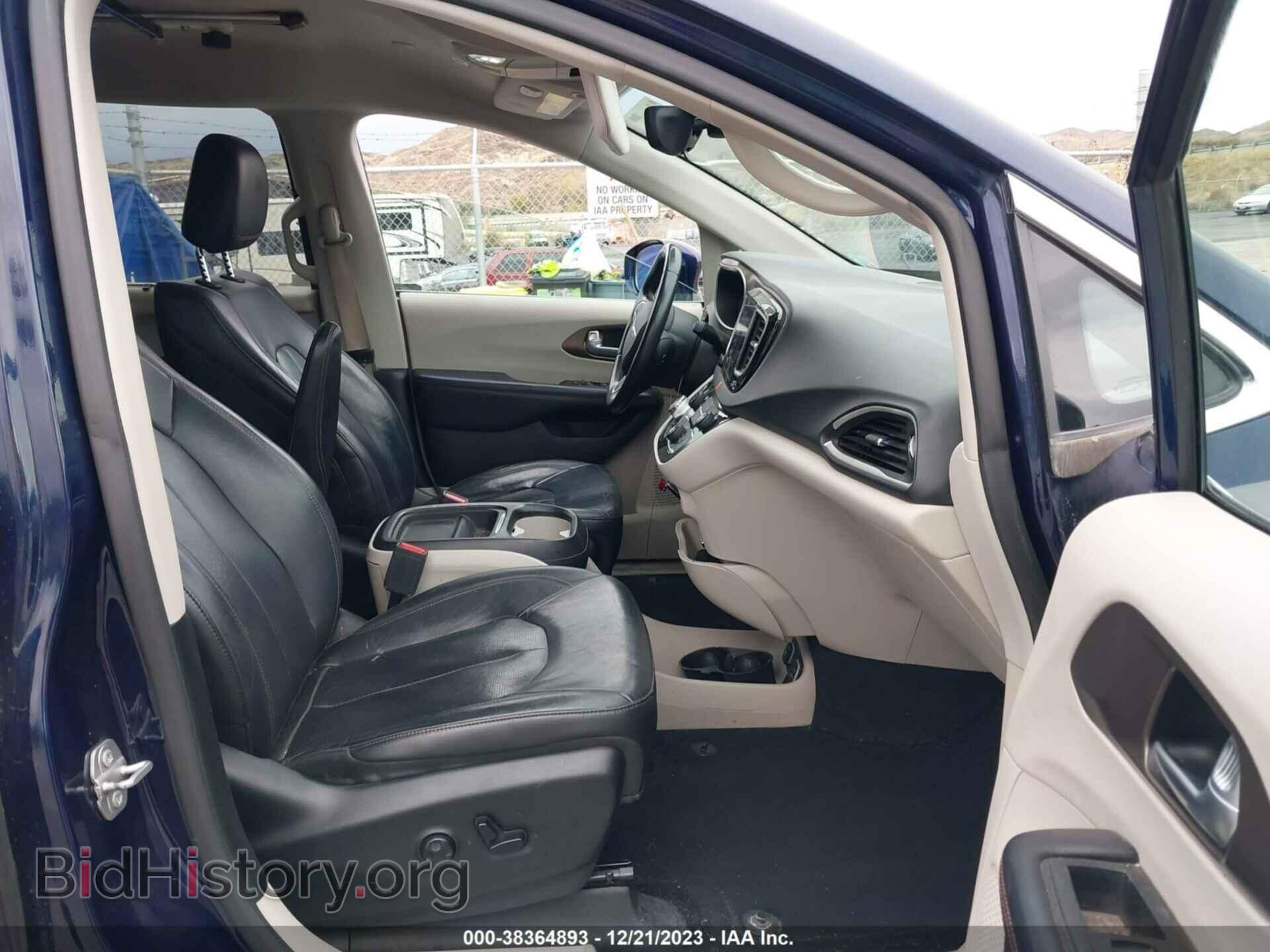 2018 CHRYSLER PACIFICA - VIN: 2C4RC1BG9JR320892 - Фото 5