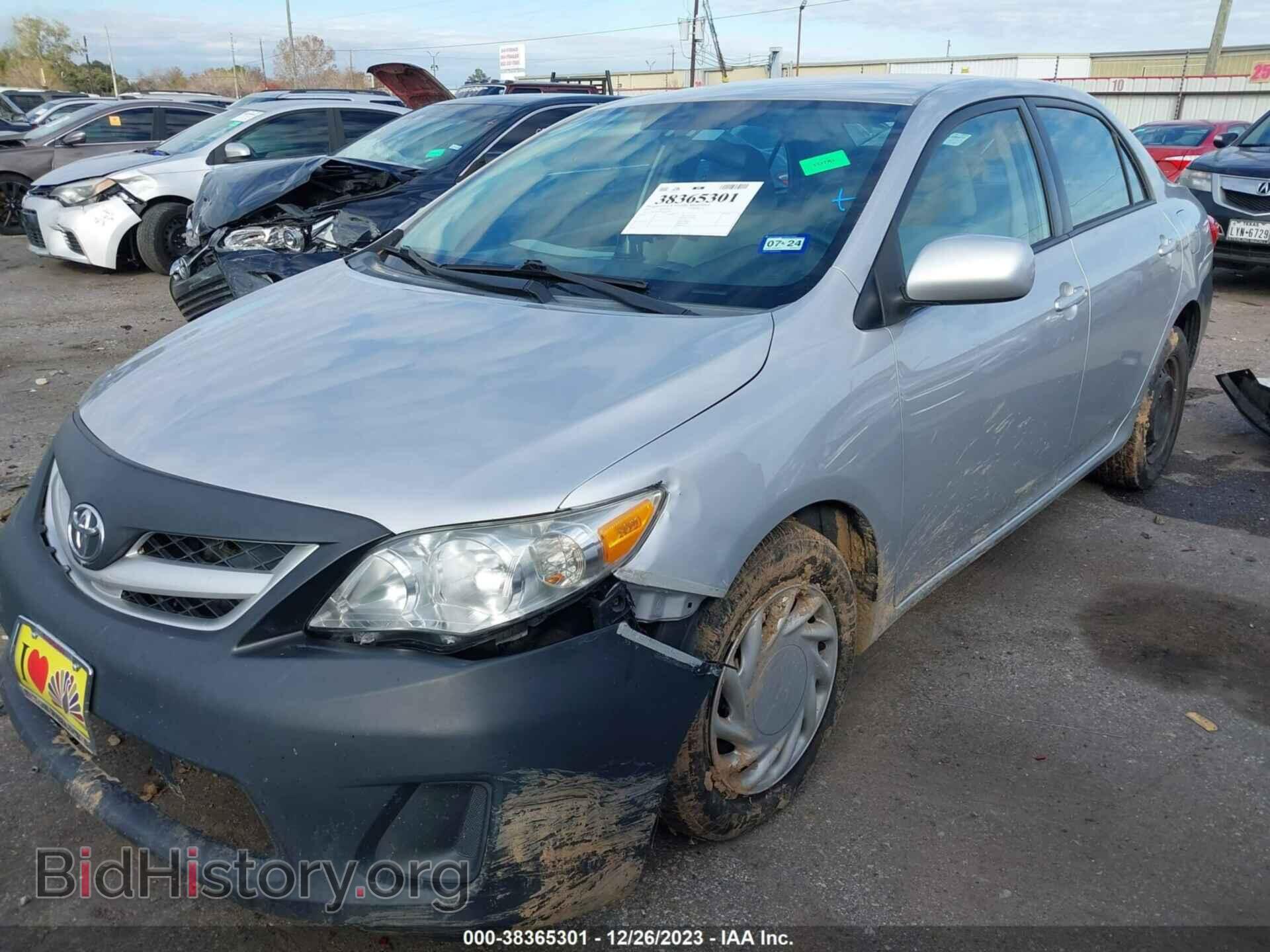2011 TOYOTA COROLLA - VIN: 2T1BU4EEXBC665764 - Фото 2