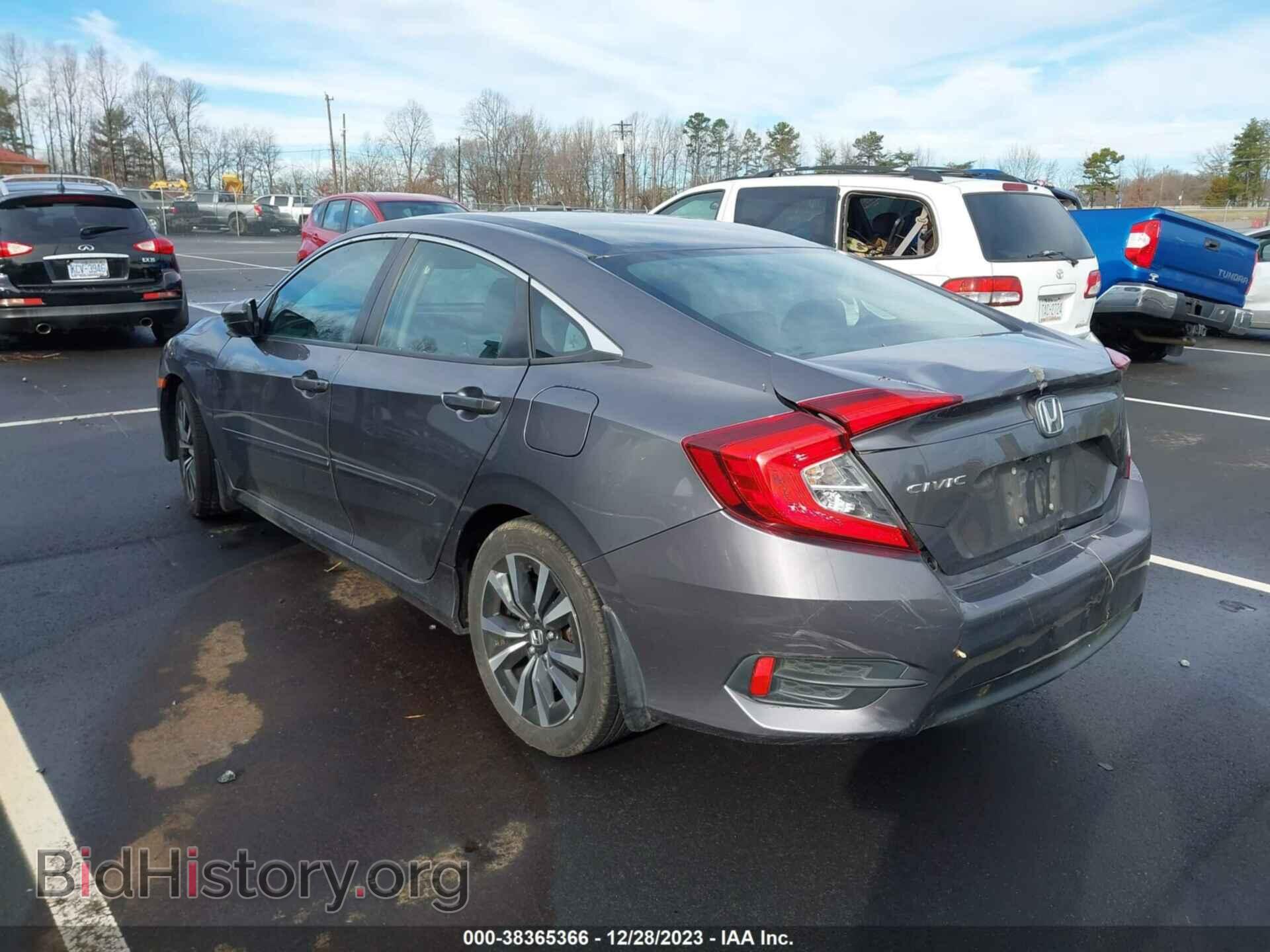 2017 HONDA CIVIC - VIN: 19XFC2F50HE209452 - Фото 3