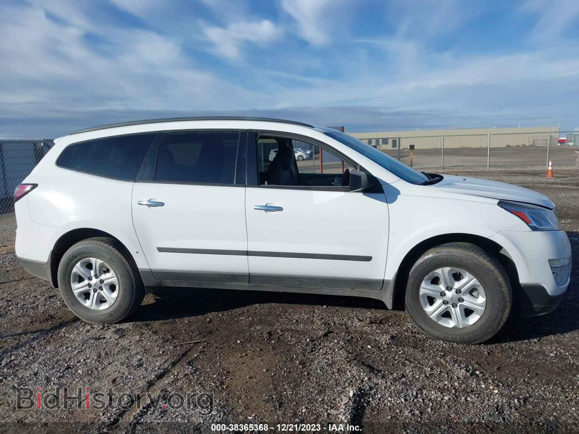 2017 CHEVROLET TRAVERSE - VIN: 1GNKRFKD6HJ315528 - Фото 13