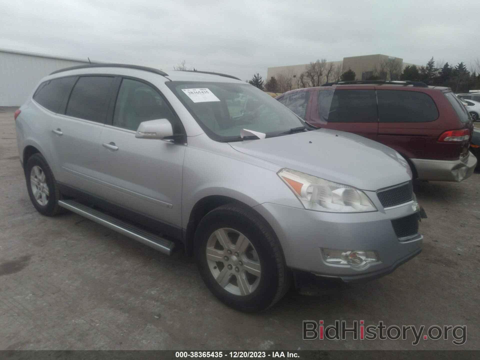 Photo 1GNLRGED0AS118893 - CHEVROLET TRAVERSE 2010