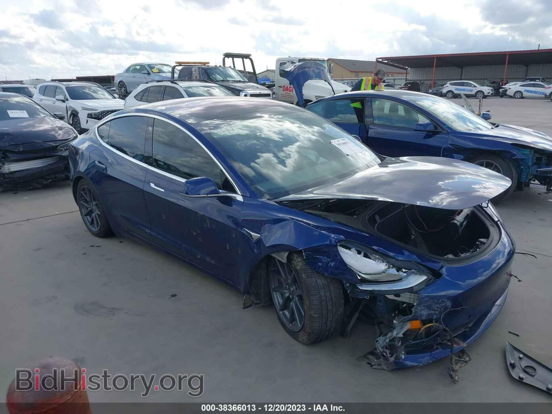 Фотография 5YJ3E1EA5JF032564 - TESLA MODEL 3 2018