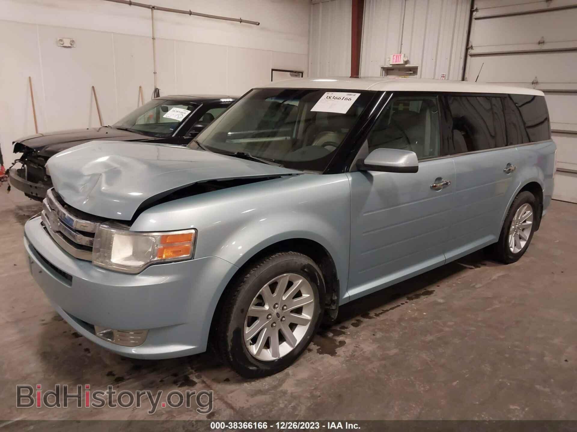 2009 FORD FLEX - VIN: 2FMEK62C69BA19427 - Фото 2