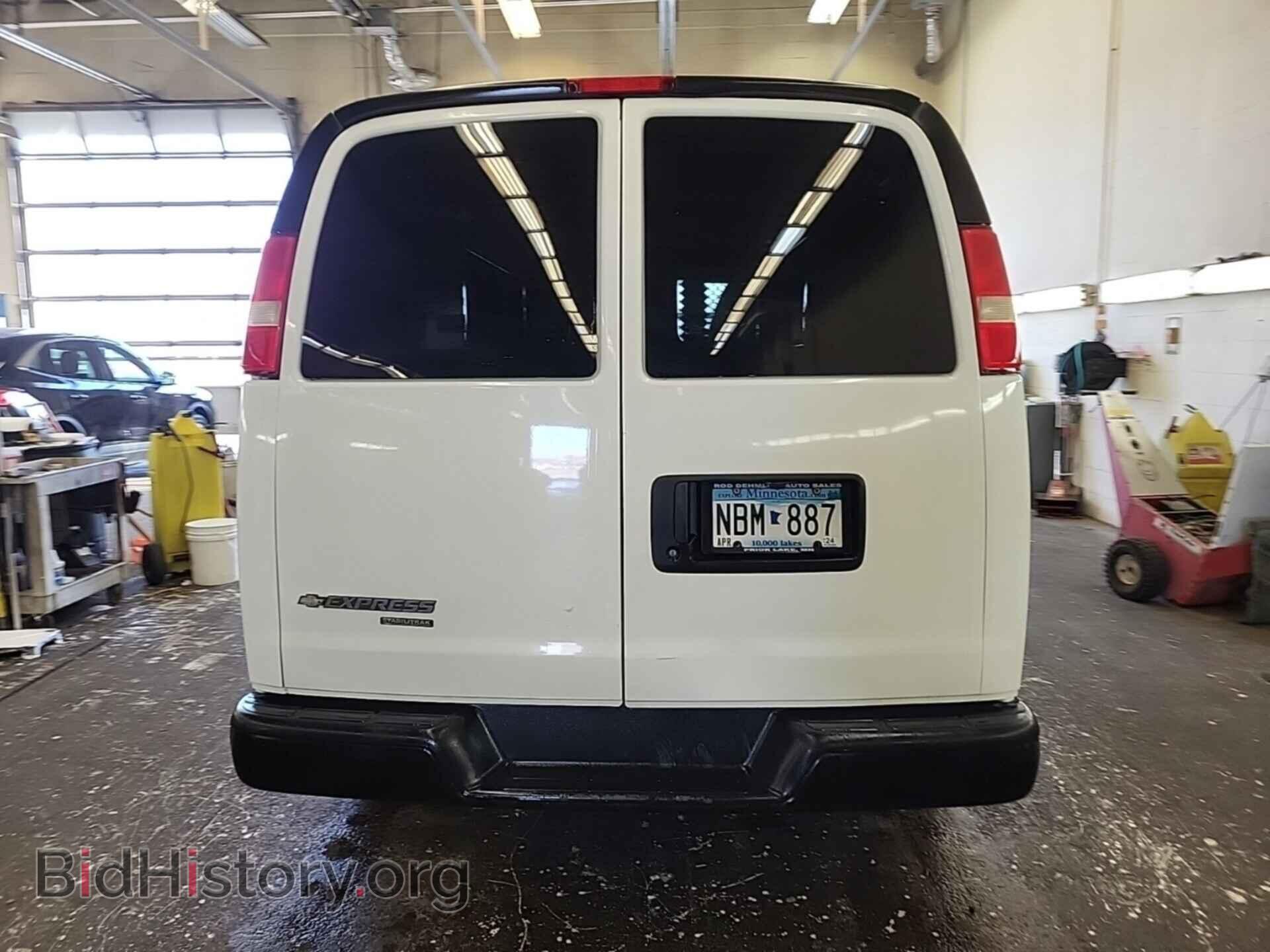 2014 CHEVROLET EXPRESS 1500 - VIN: 1GCSGAFX3E1112324 - Фото 4