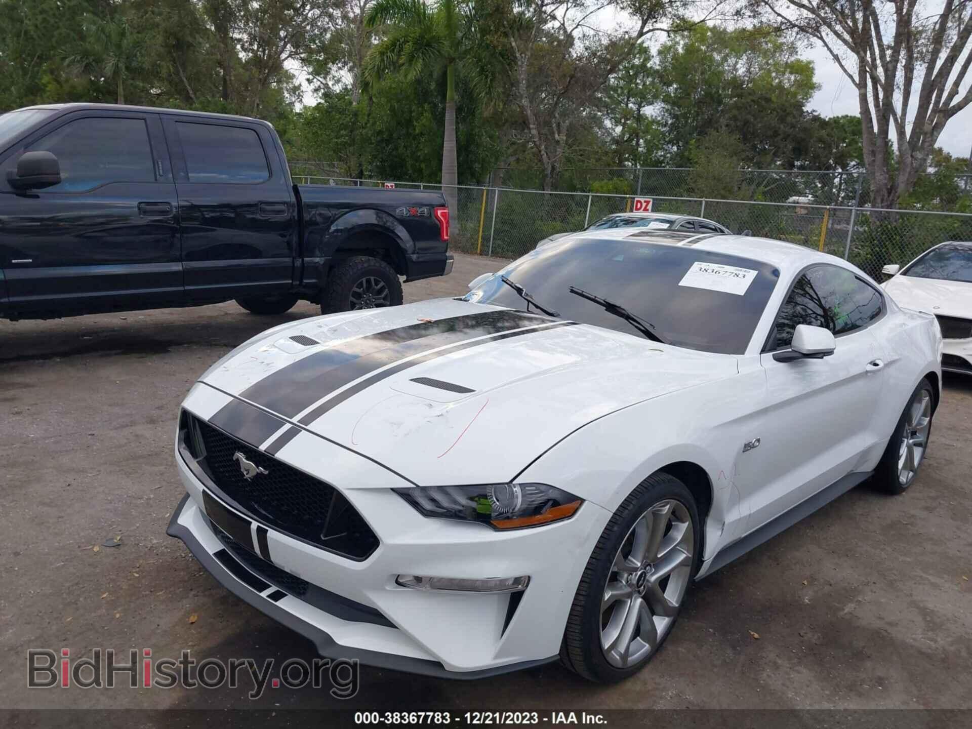 2022 FORD MUSTANG - VIN: 1FA6P8CF2N5137669 - Фото 2
