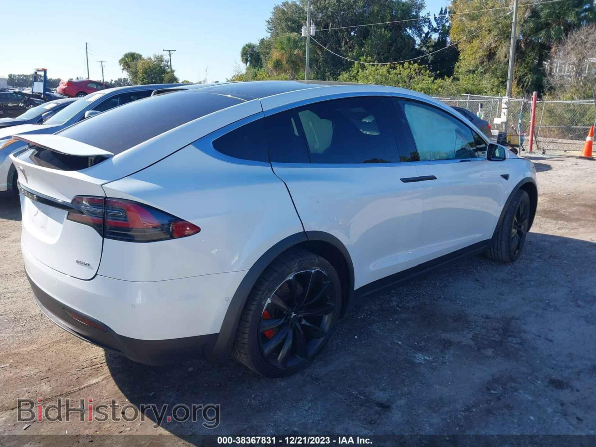 2018 TESLA MODEL X - VIN: 5YJXCBE22JF111289 - Фото 4