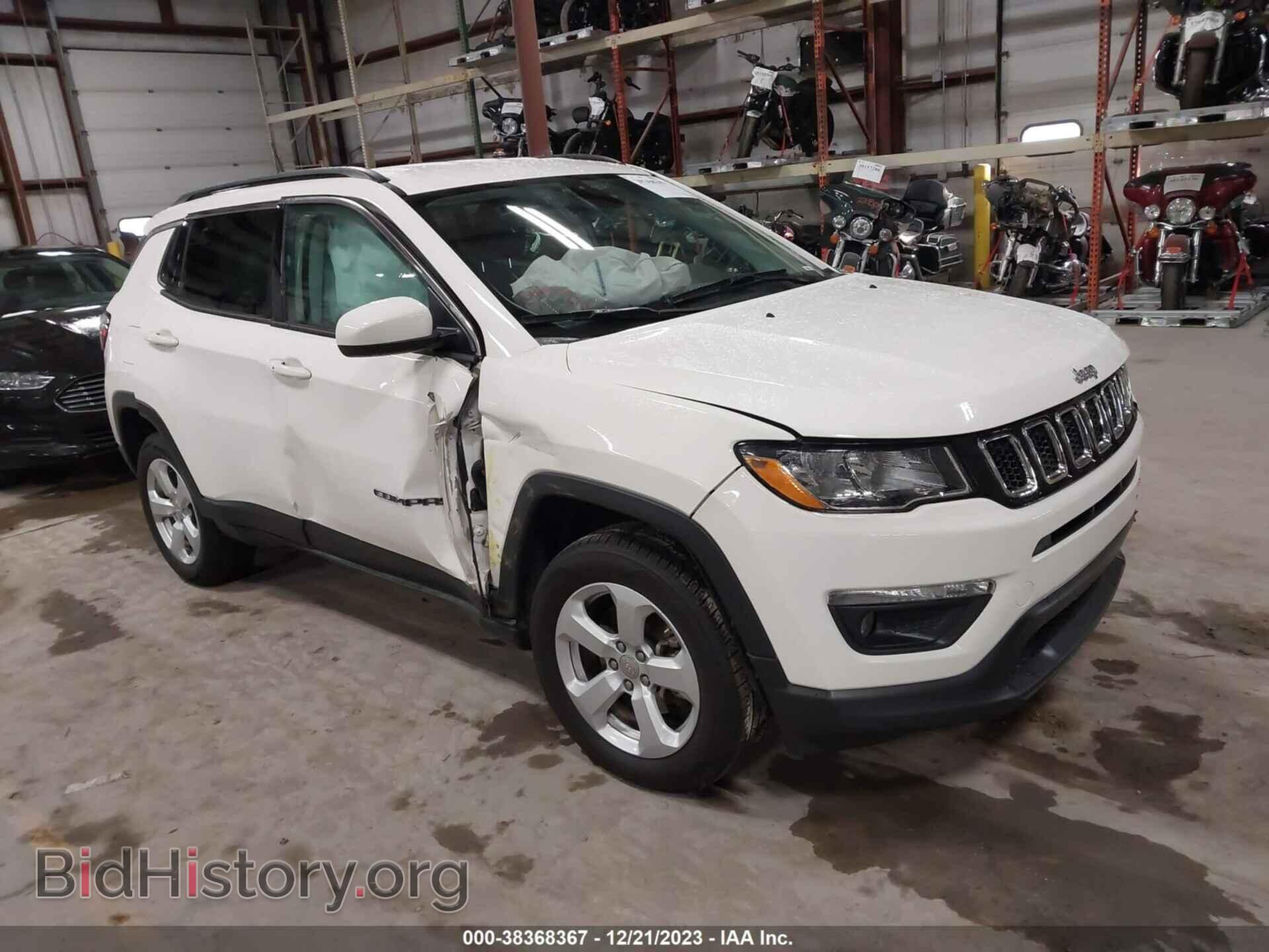 Фотография 3C4NJDBB9JT185694 - JEEP COMPASS 2018