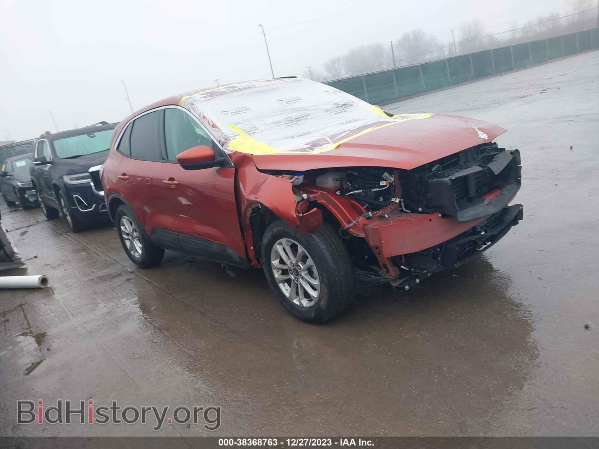 Photo 1FMCU9G62LUA53680 - FORD ESCAPE 2020