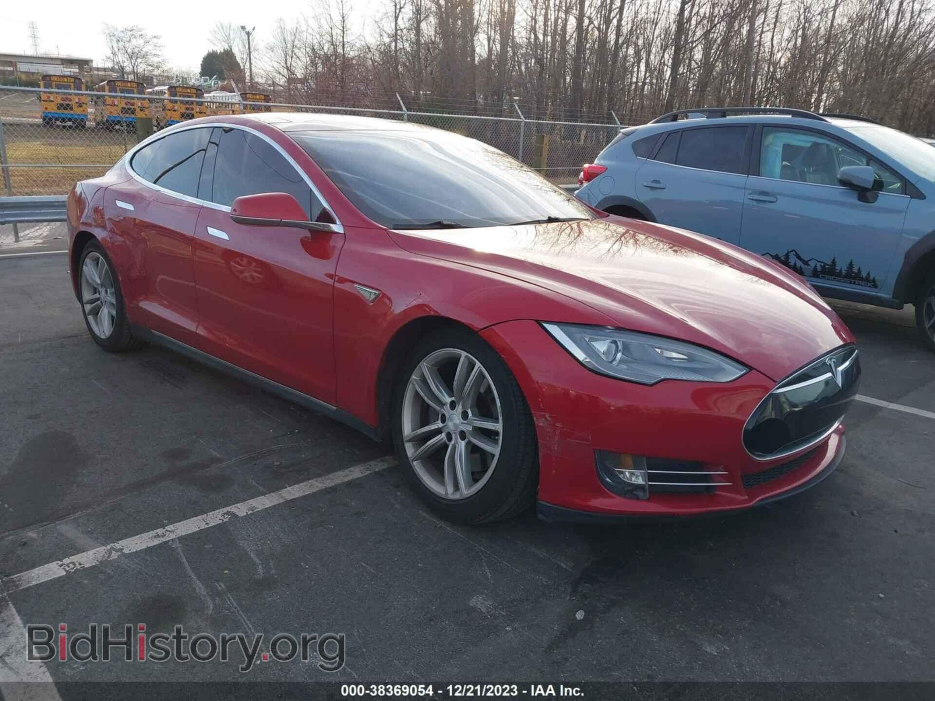 Фотография 5YJSA1CG8DFP14650 - TESLA MODEL S 2013