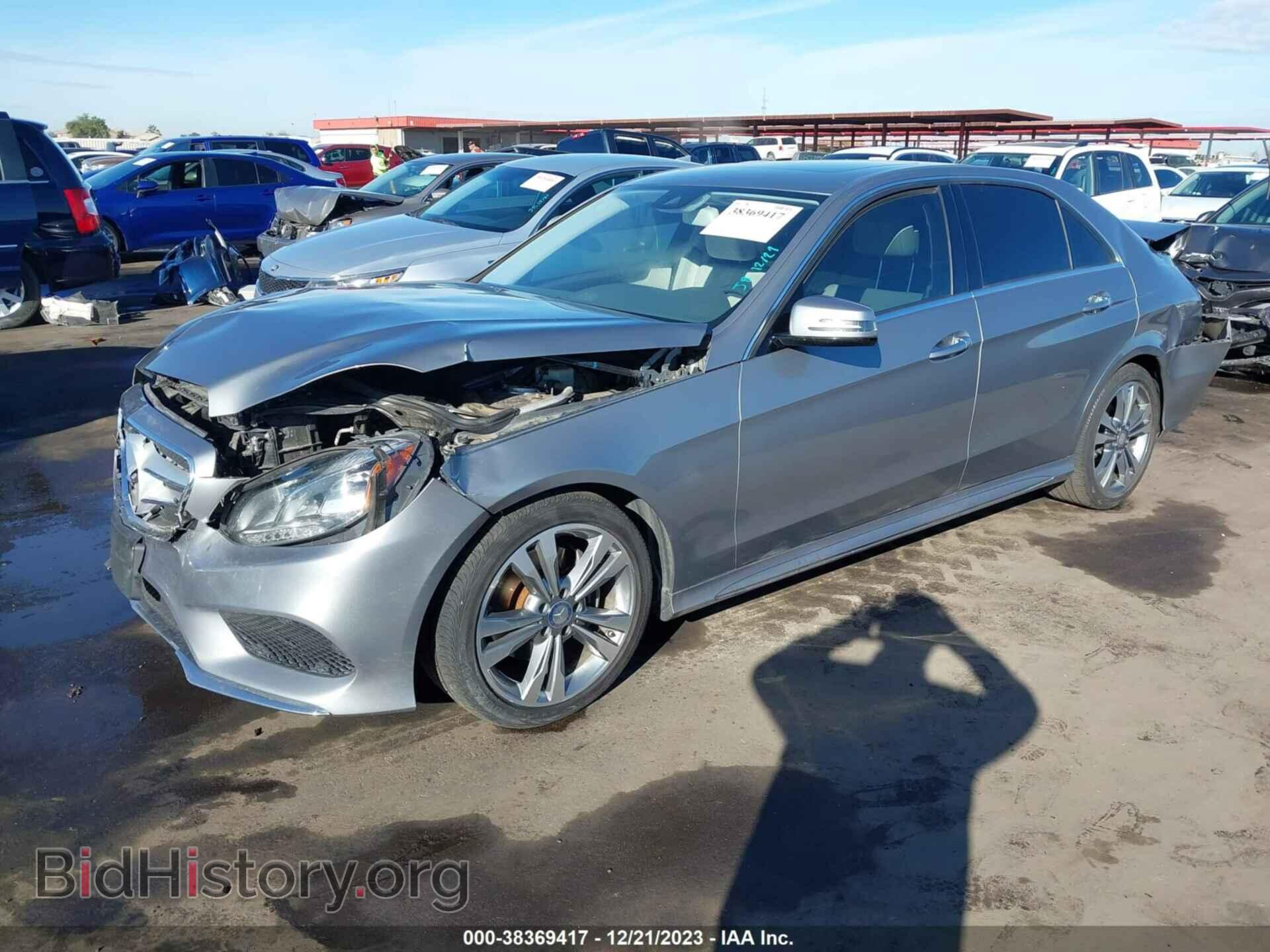 2015 MERCEDES-BENZ E 350 - VIN: WDDHF5KB0FB131817 - Фото 2