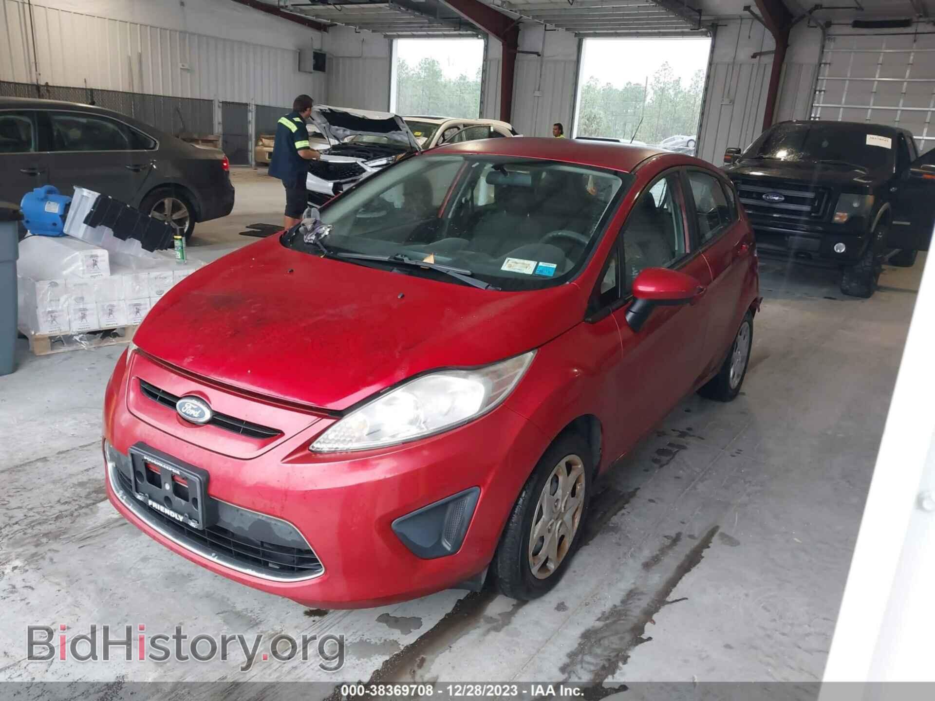 2011 FORD FIESTA - VIN: 3FADP4EJ7BM166091 - Фото 2