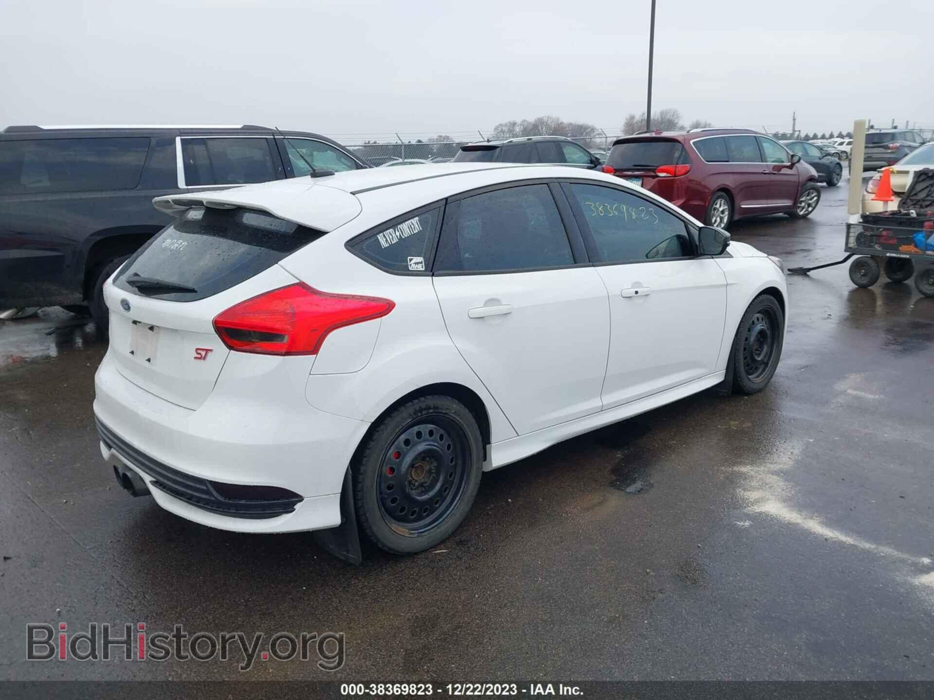 2016 FORD FOCUS ST - VIN: 1FADP3L96GL304831 - Фото 4