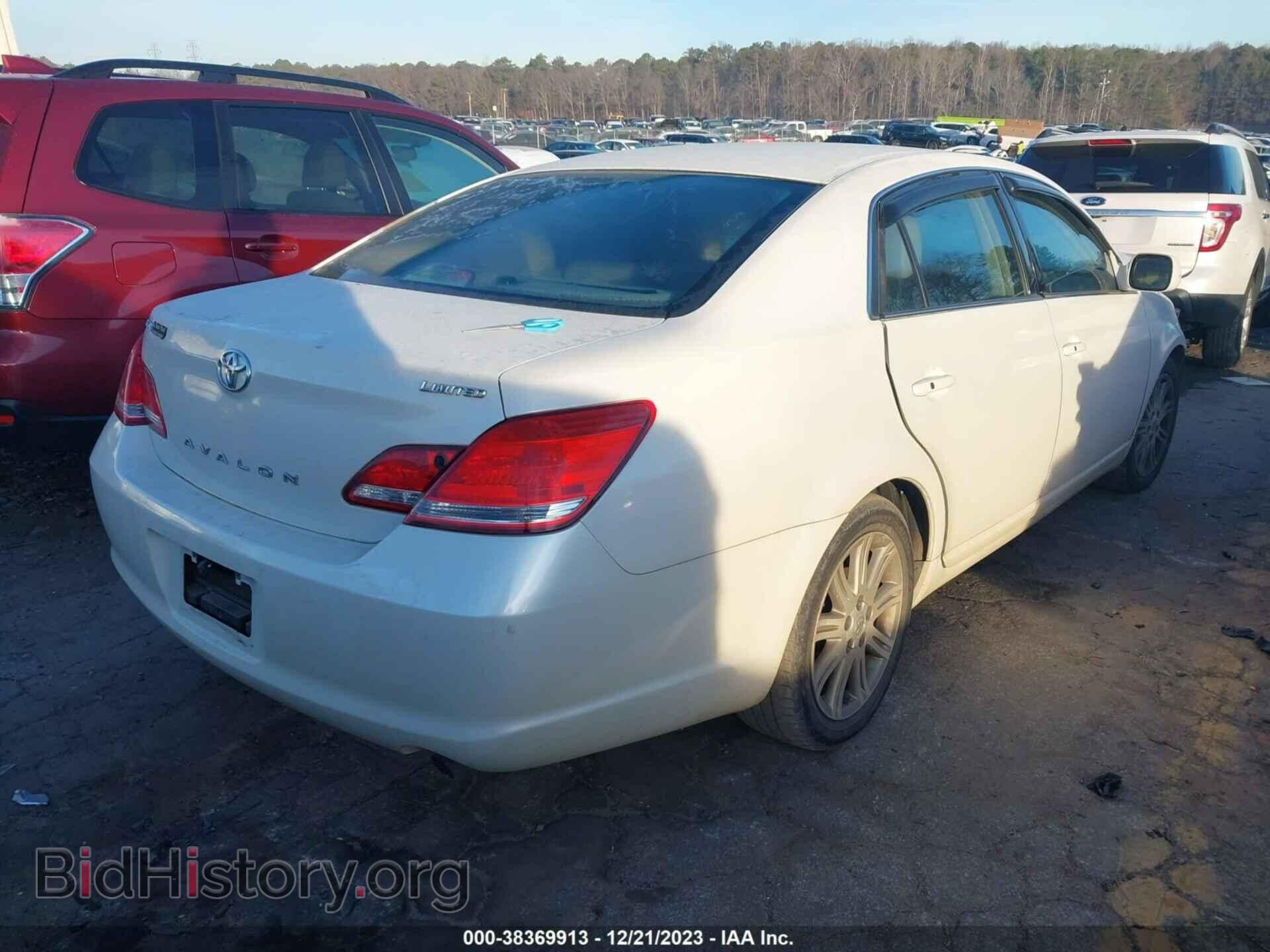 2007 TOYOTA AVALON - VIN: 4T1BK36B97U249621 - Фото 4