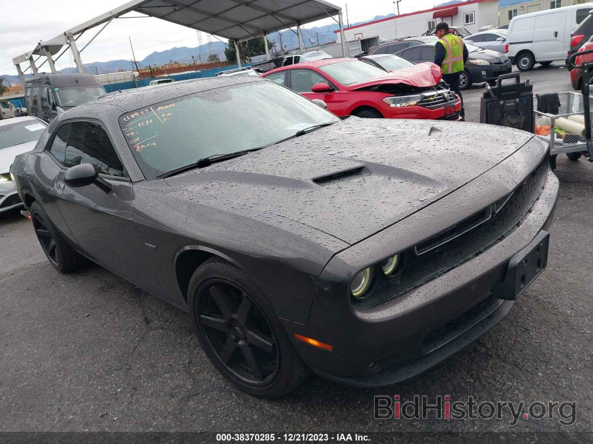 Photo 2C3CDZBT6GH358890 - DODGE CHALLENGER 2016