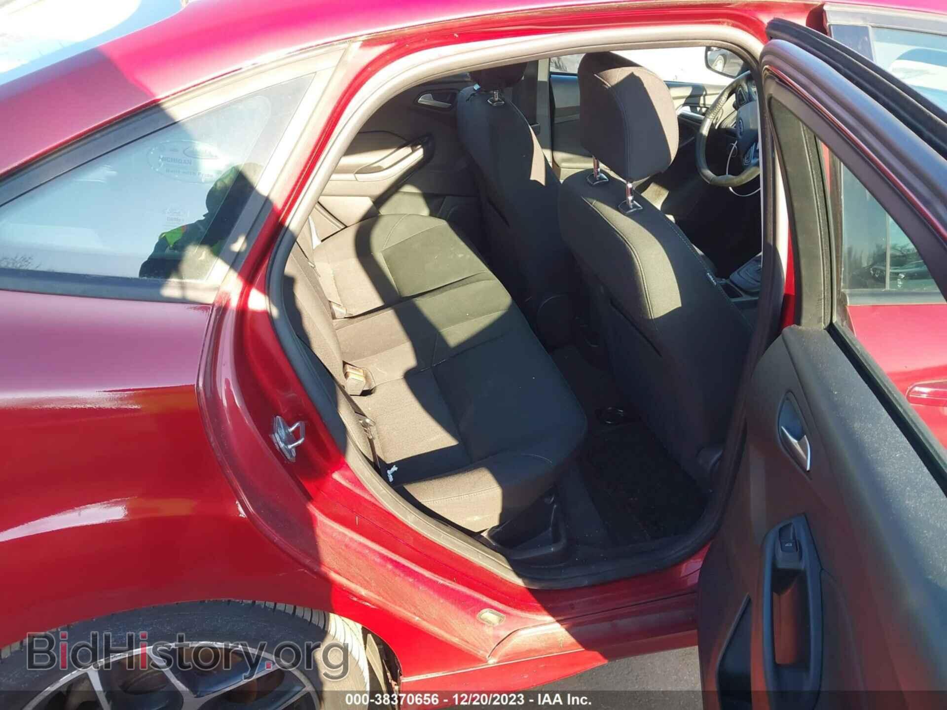 2016 FORD FOCUS - VIN: 1FADP3F24GL402612 - Фото 8