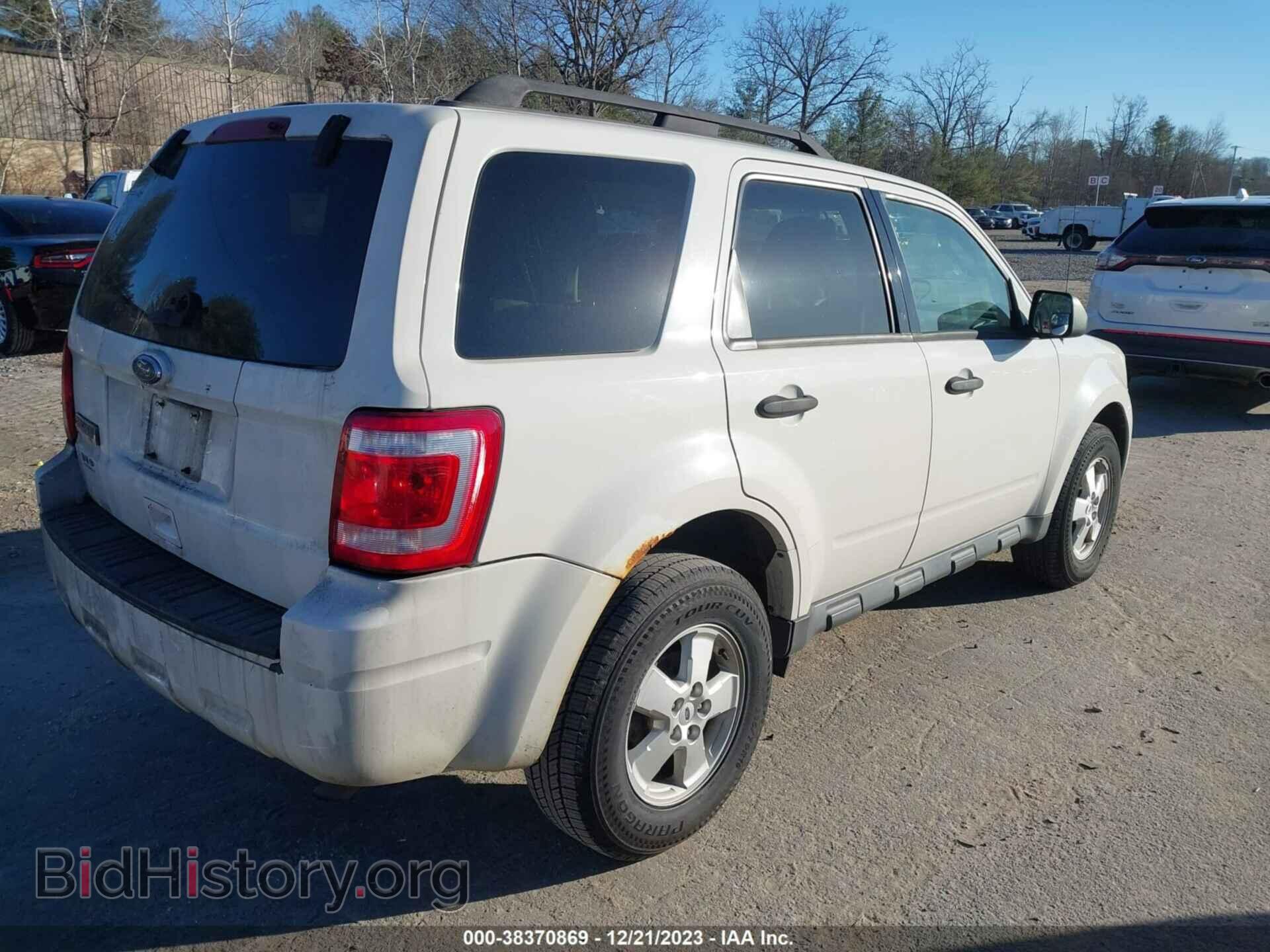 2010 FORD ESCAPE - VIN: 1FMCU9D71AKB50777 - Фото 4