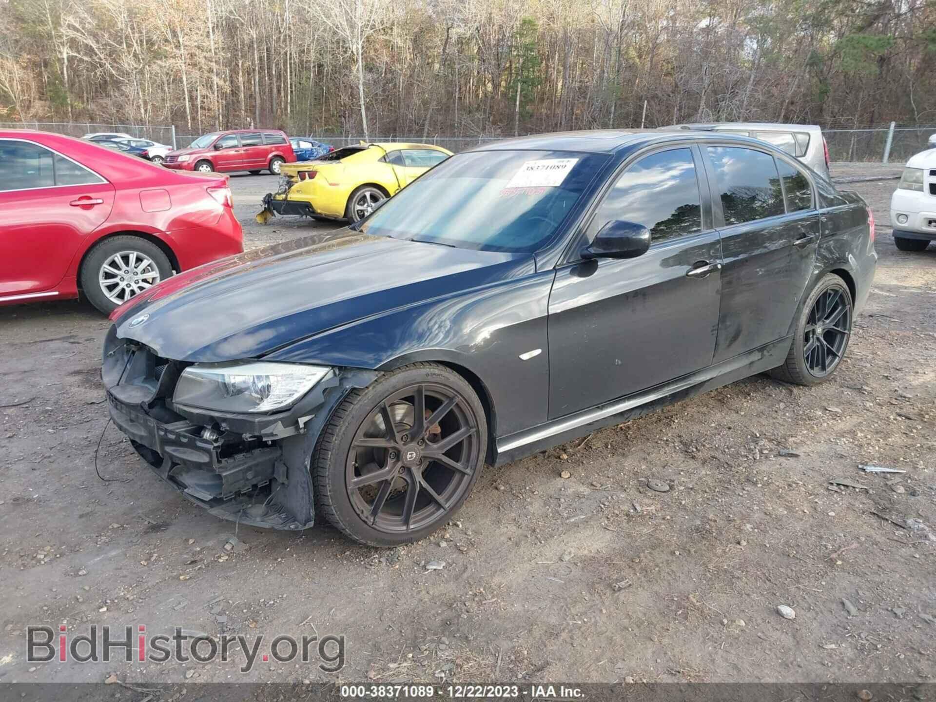 2009 BMW 328I - VIN: WBAPH73549A174908 - Фото 2