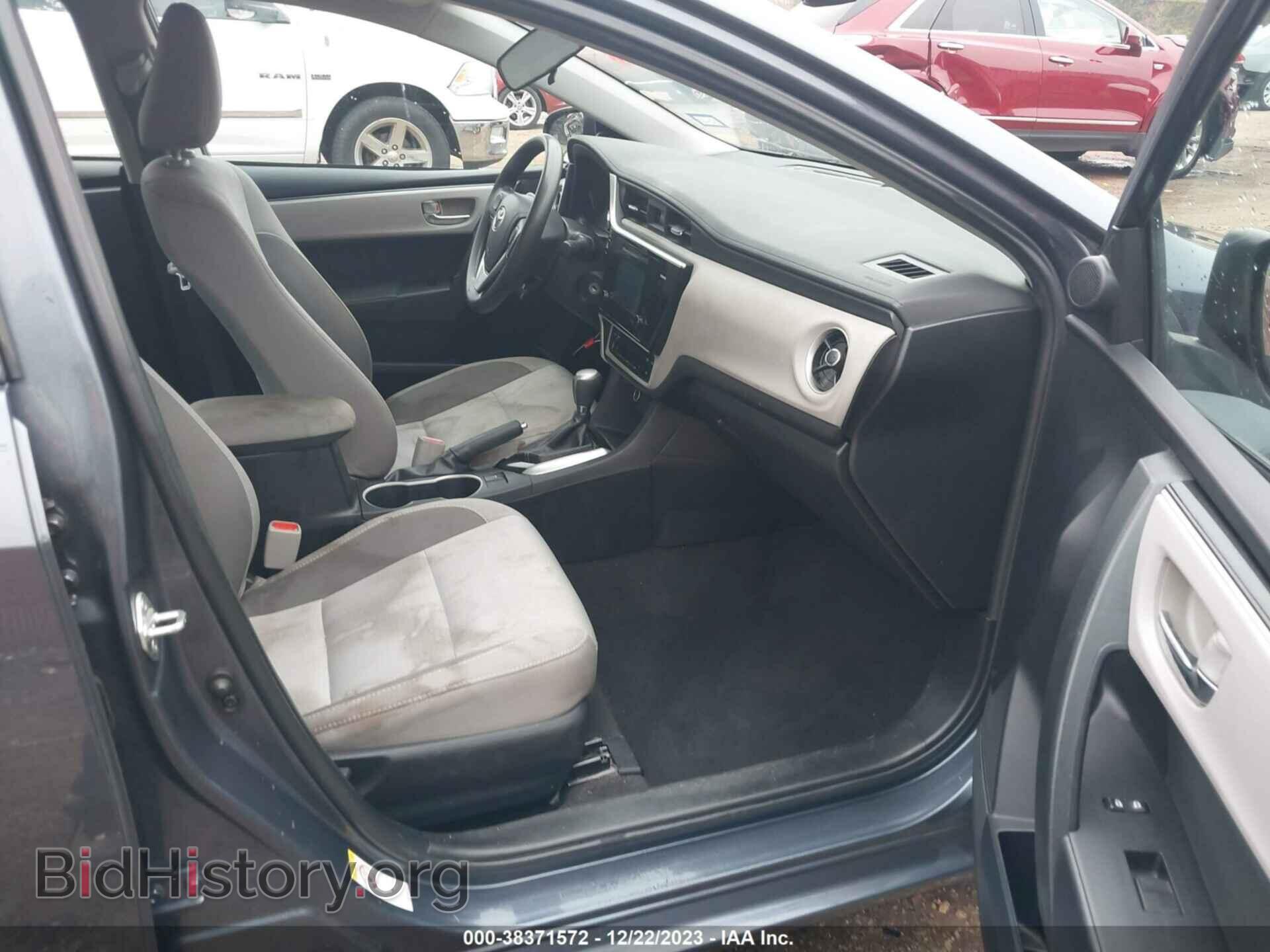 2017 TOYOTA COROLLA - VIN: 2T1BURHEXHC825577 - Photo 5