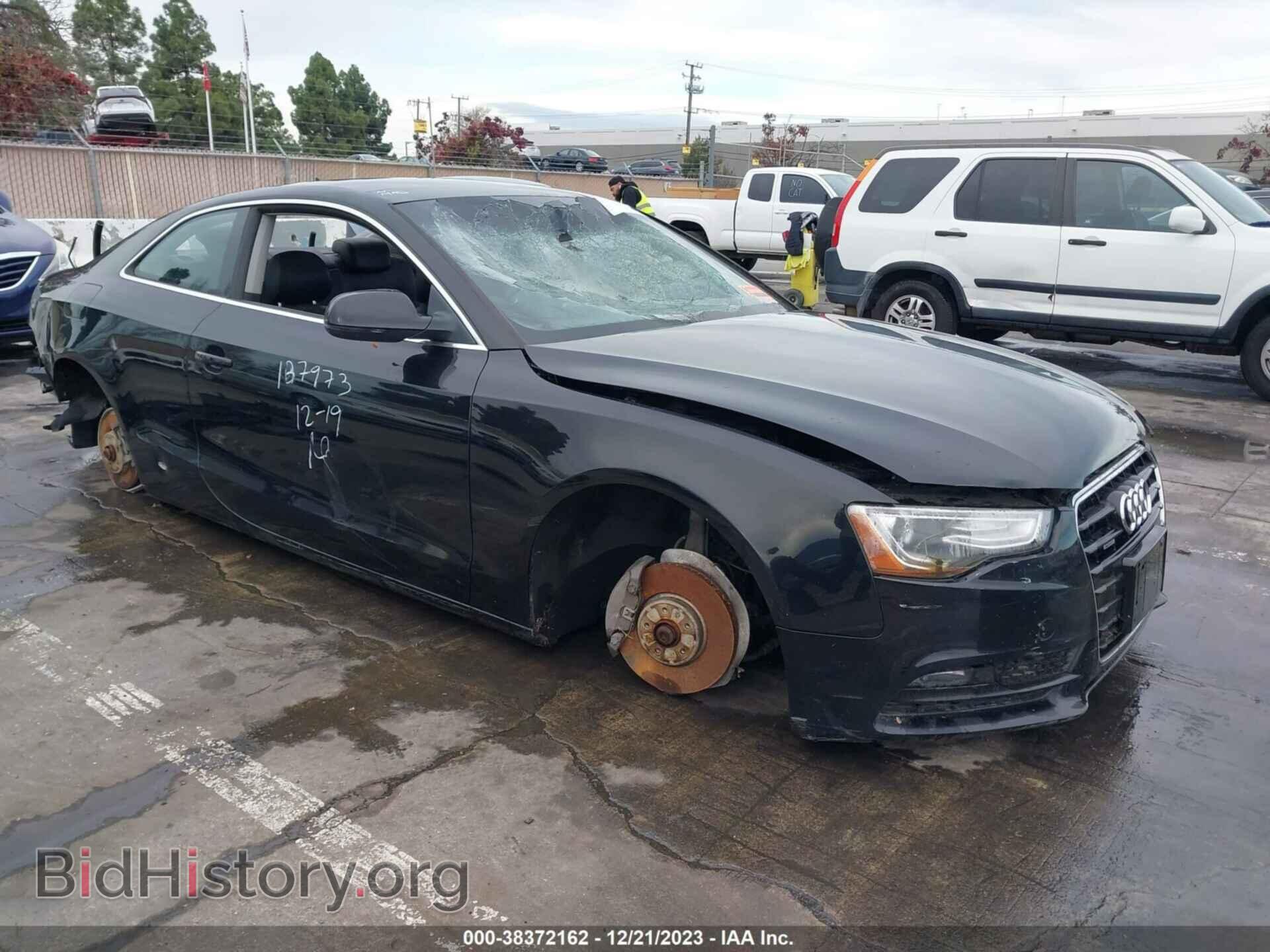 Photo WAUCFAFRXDA059951 - AUDI A5 2013