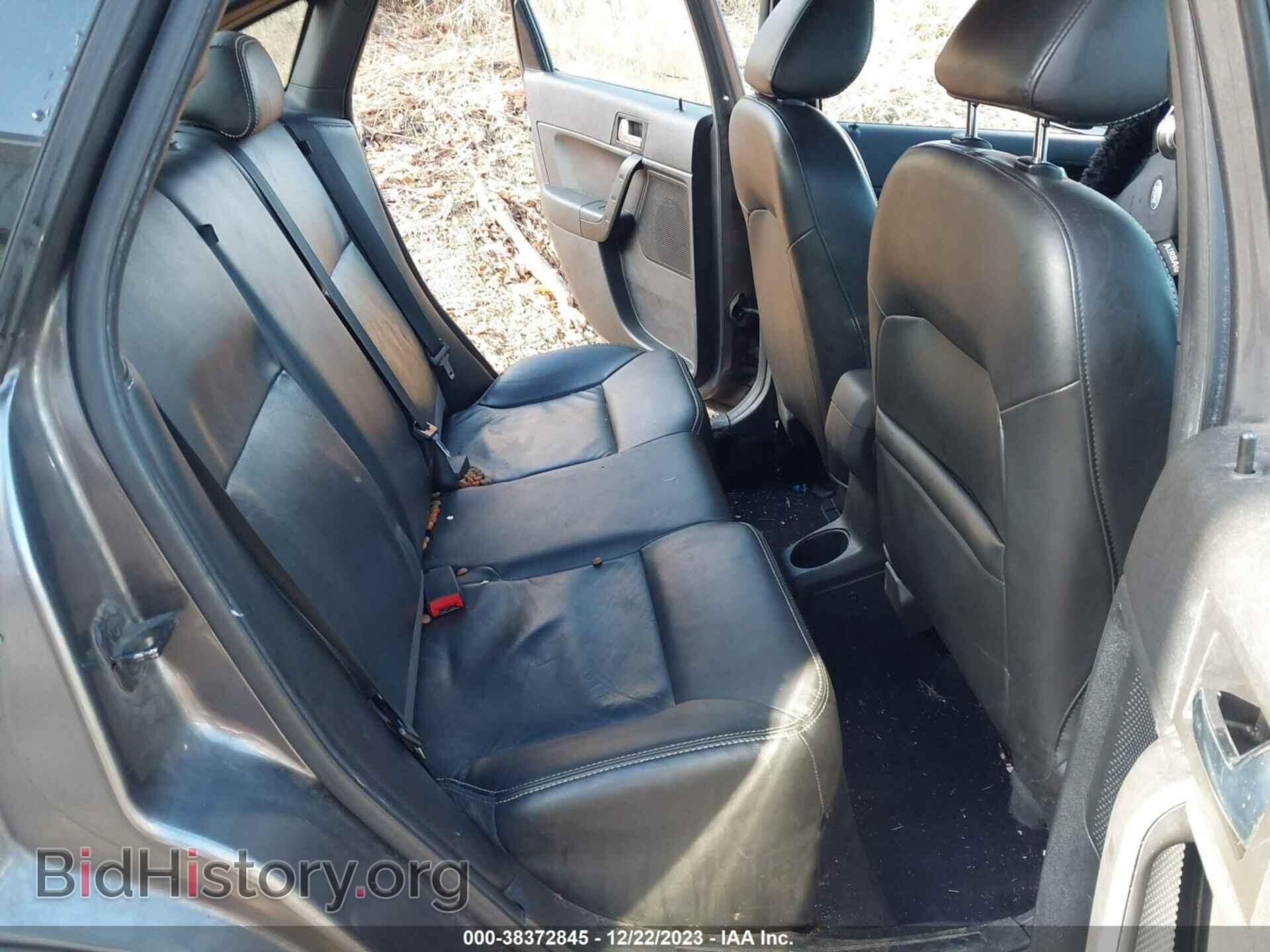 2011 FORD FOCUS - VIN: 1FAHP3GN9BW160613 - Photo 8