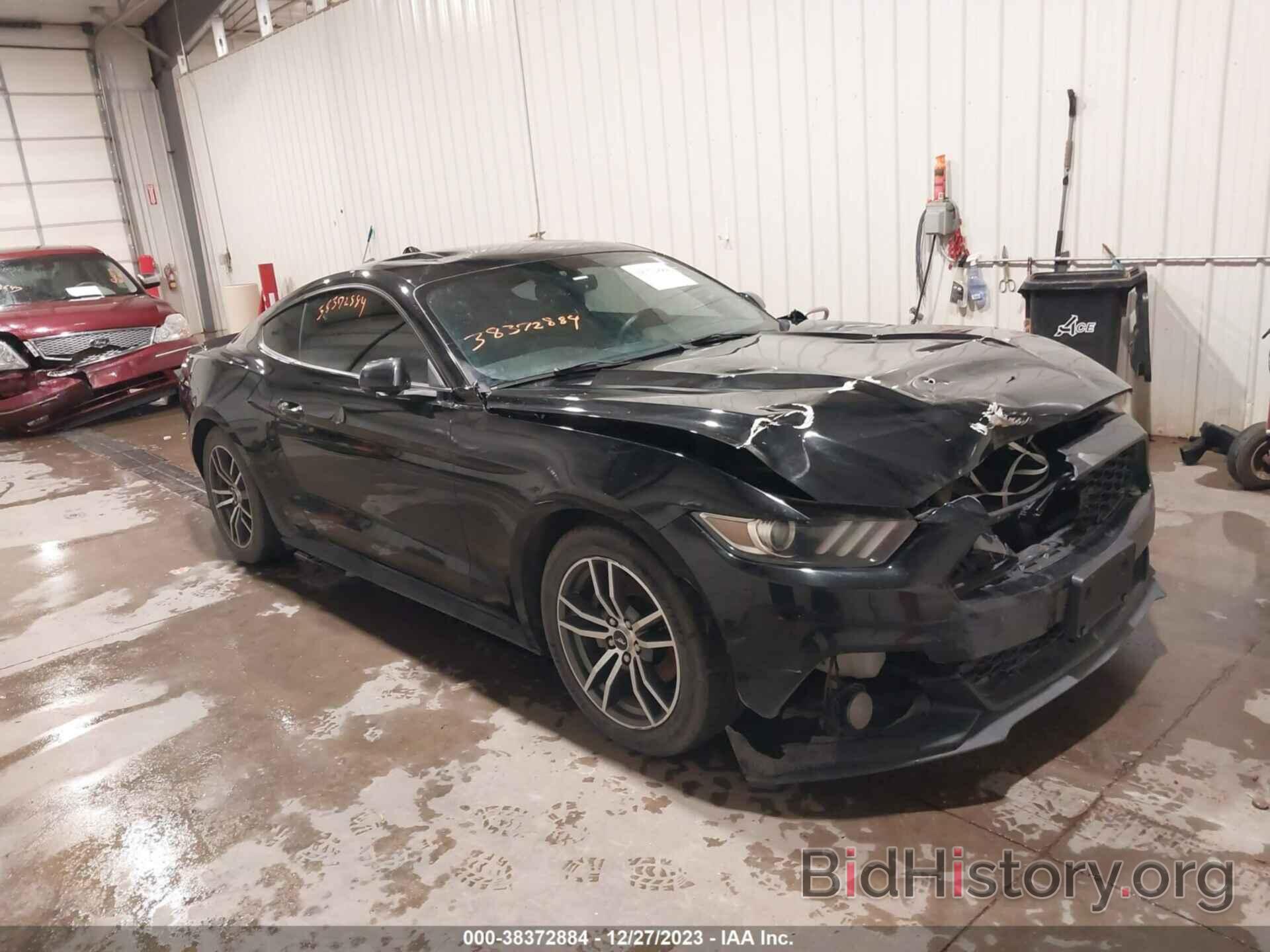 Photo 1FA6P8TH1F5392168 - FORD MUSTANG 2015