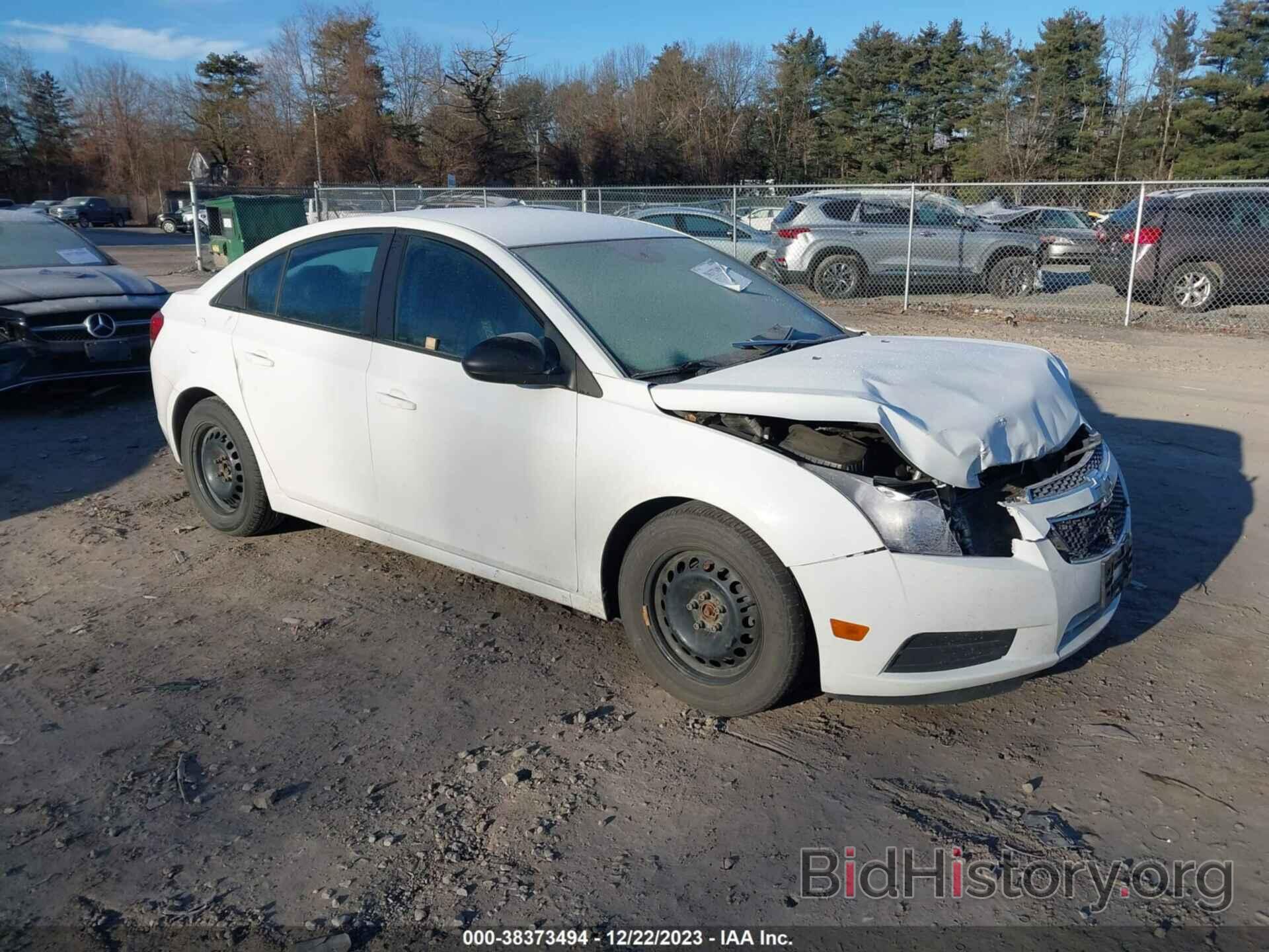 Photo 1G1PA5SH3E7424355 - CHEVROLET CRUZE 2014