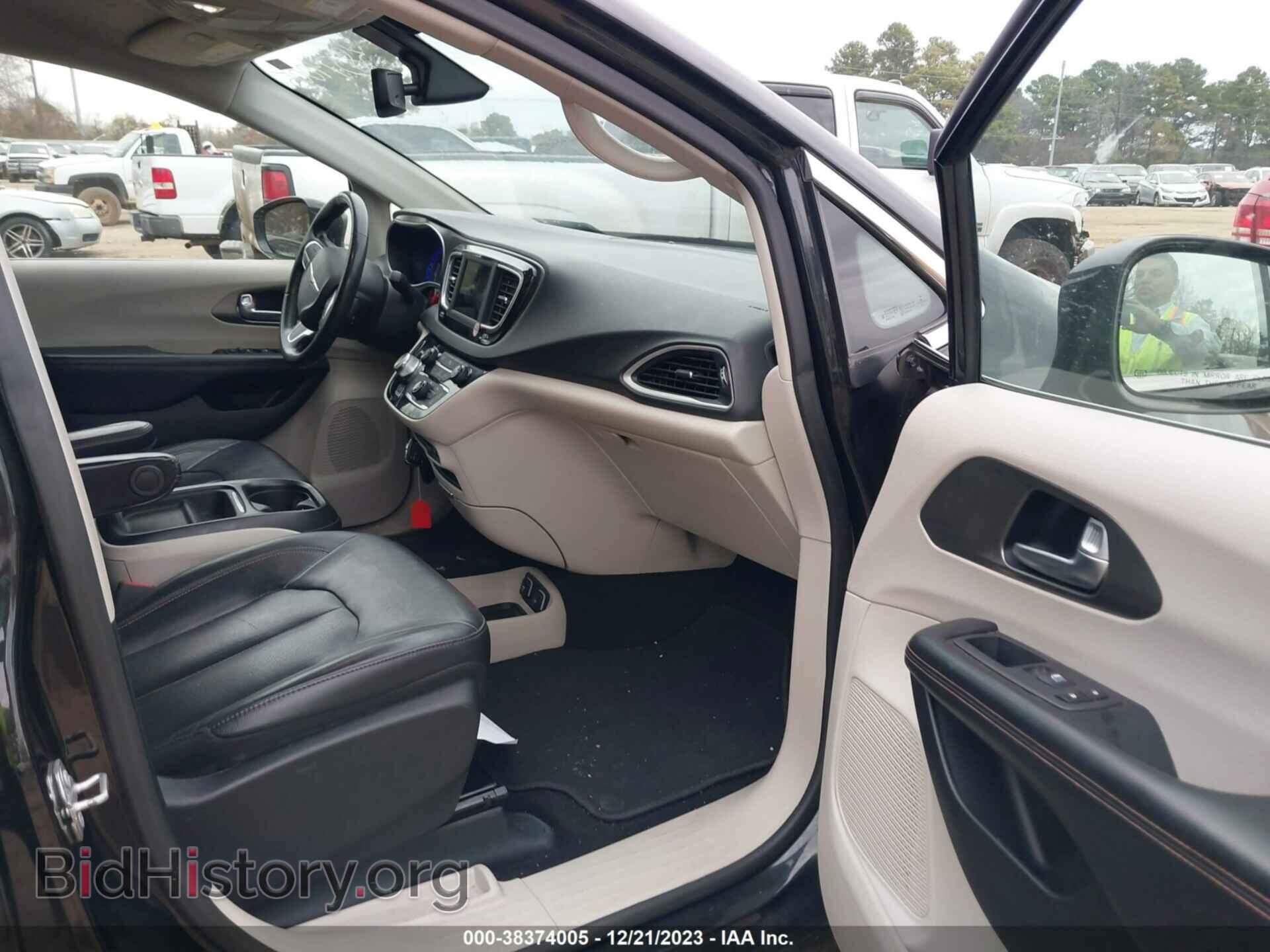 2020 CHRYSLER PACIFICA - VIN: 2C4RC1BG3LR192555 - Фото 5