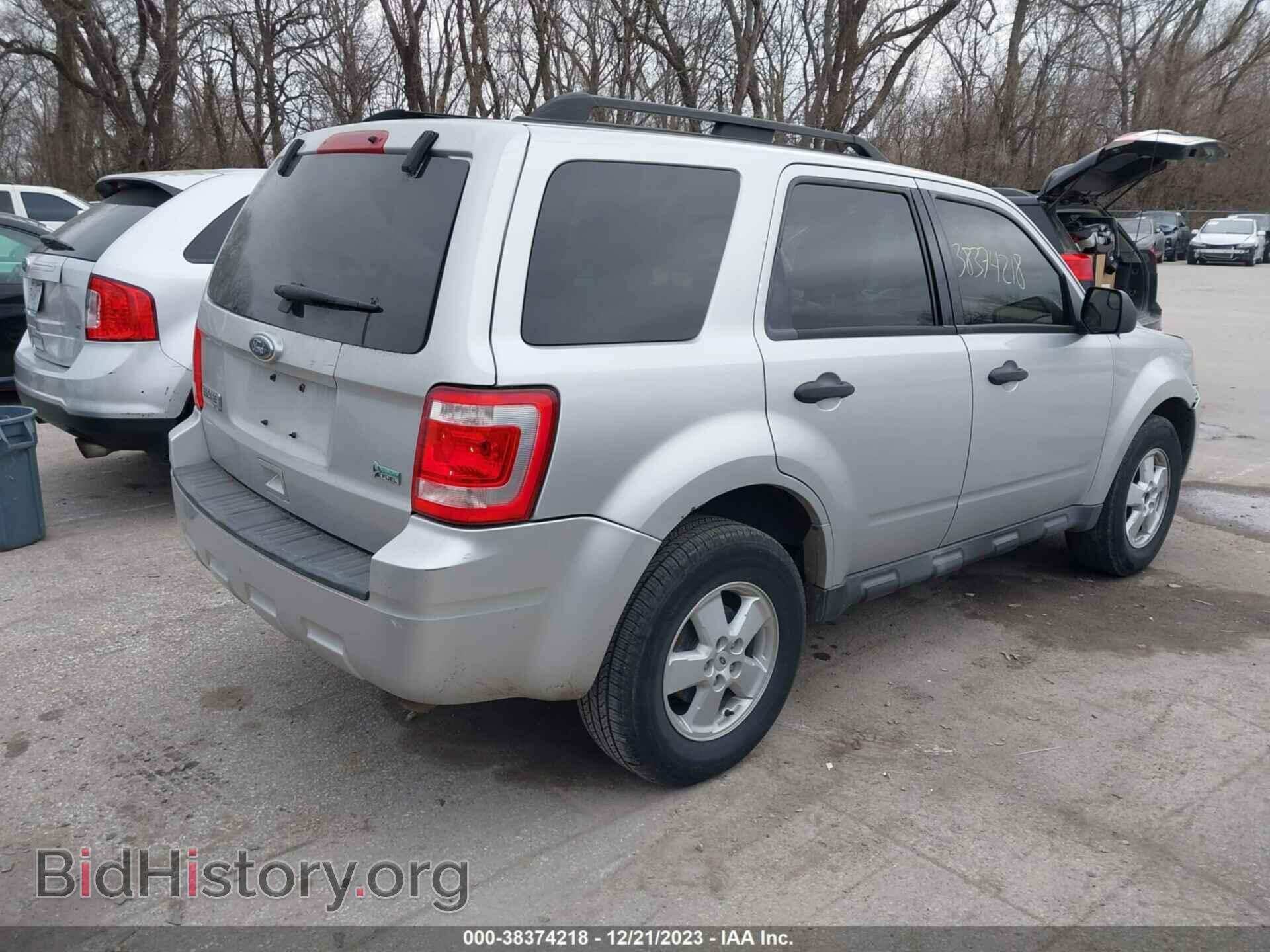 2010 FORD ESCAPE - VIN: 1FMCU9DGXAKC89631 - Фото 4