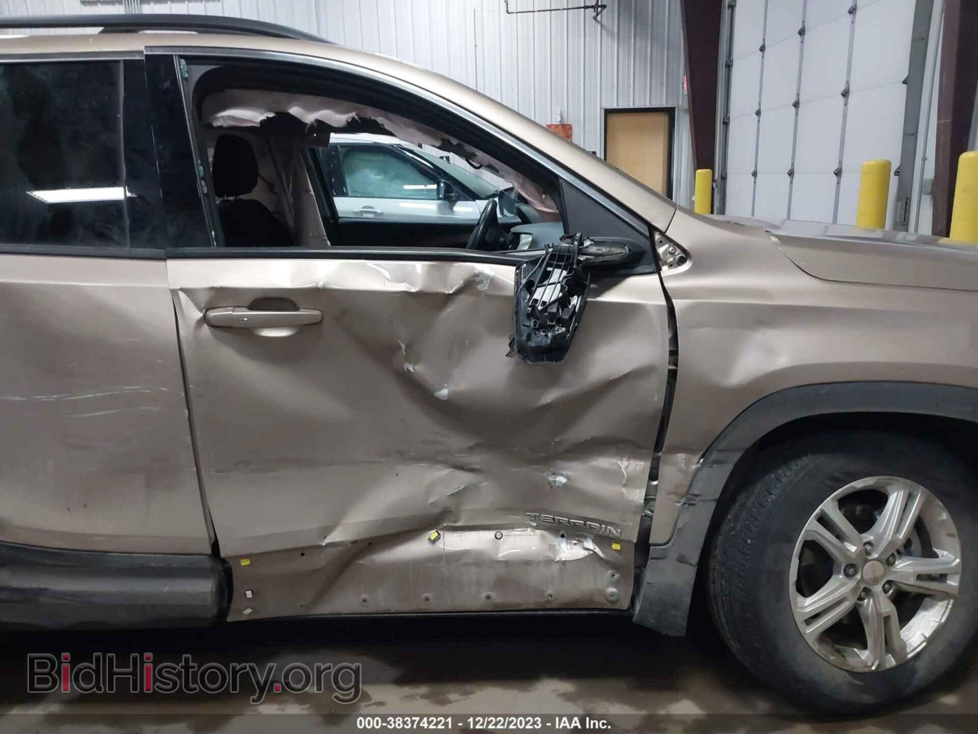 2018 GMC TERRAIN - VIN: 3GKALTEV7JL215725 - Фото 6