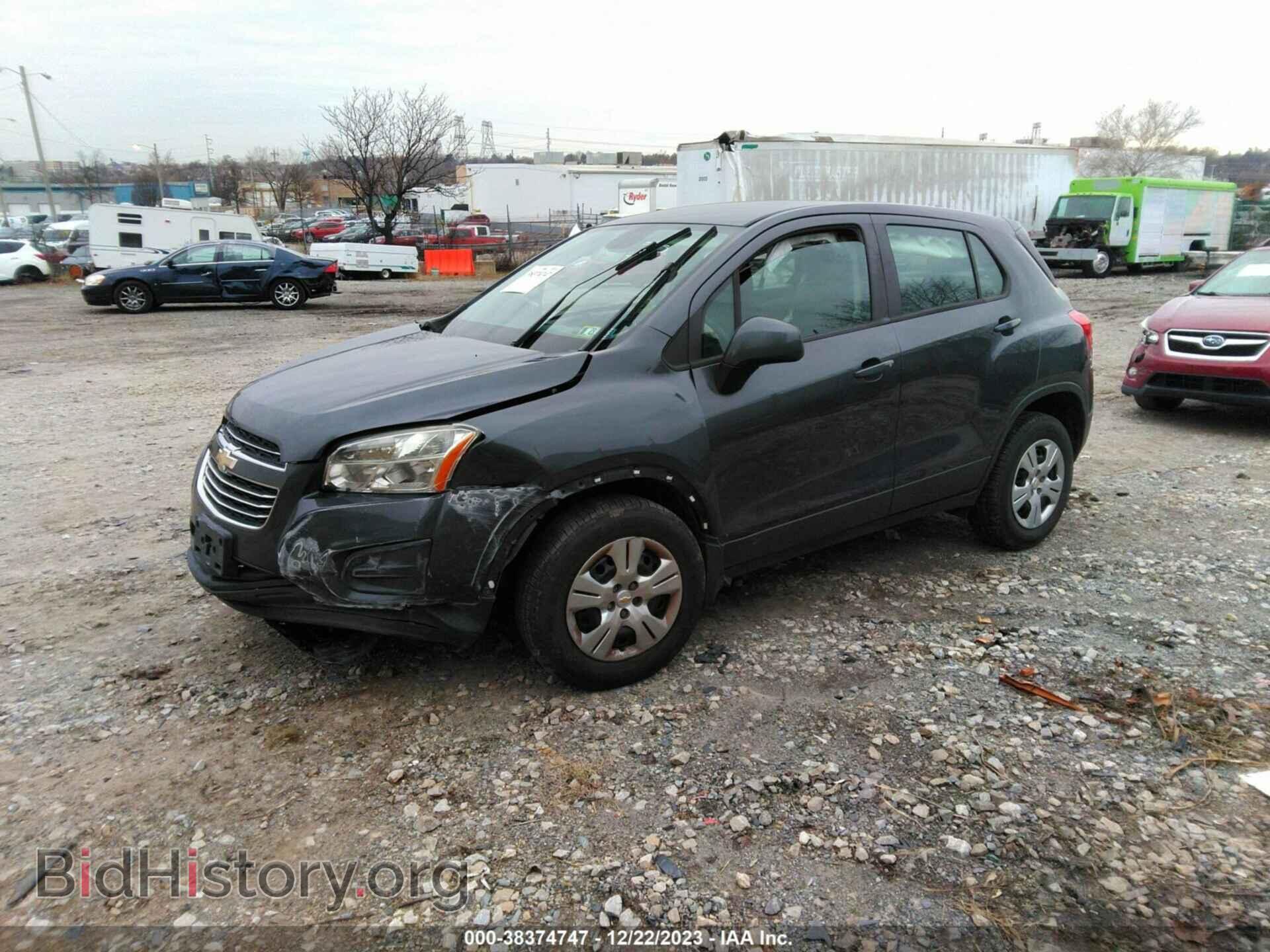 2016 CHEVROLET TRAX - VIN: 3GNCJKSB7GL275714 - Фото 2