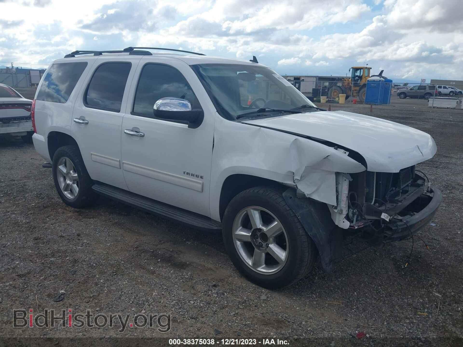 Photo 1GNSCAE04BR398432 - CHEVROLET TAHOE 2011