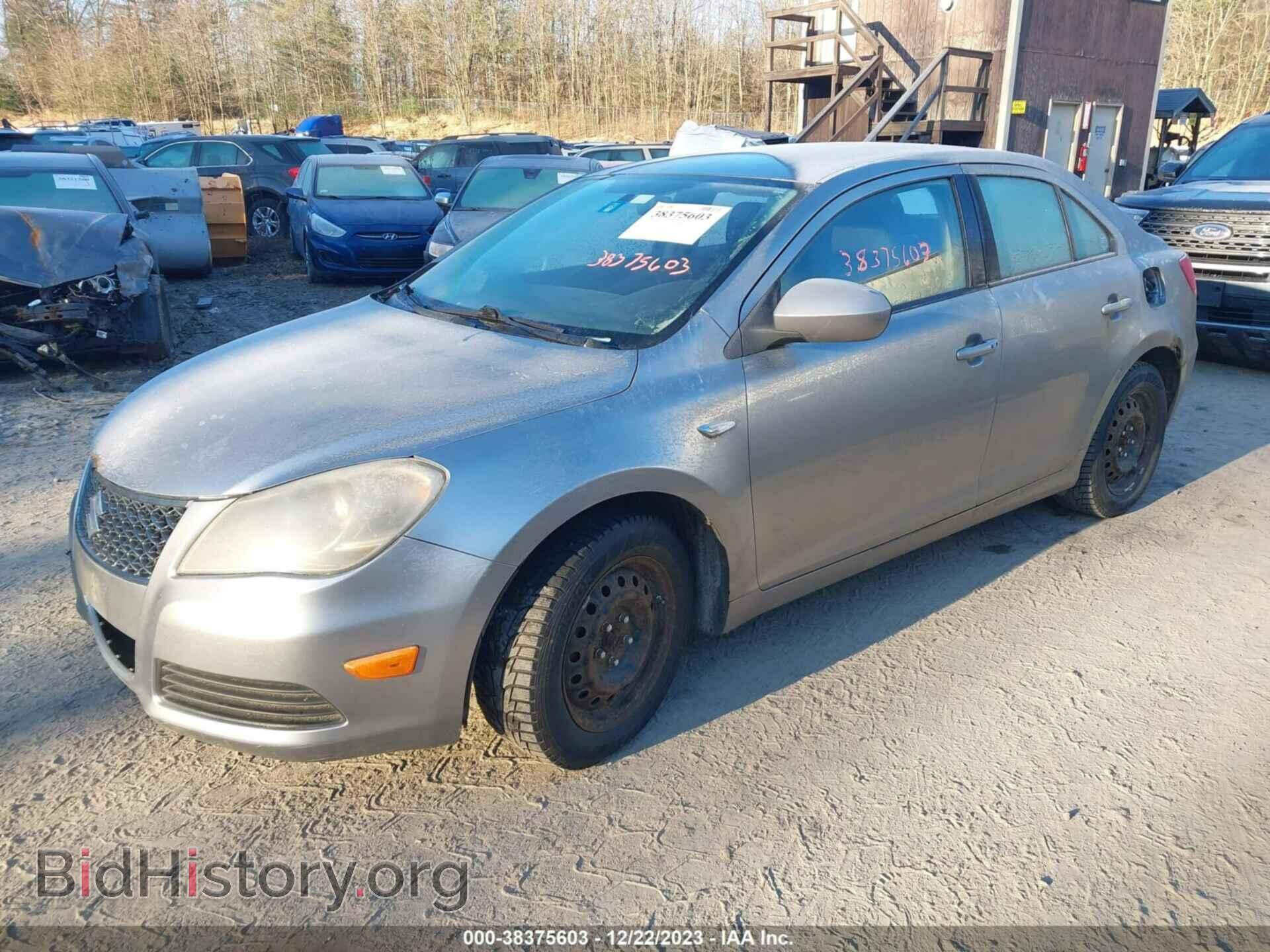 2011 SUZUKI KIZASHI - VIN: JS2RF9A14B6110251 - Photo 2