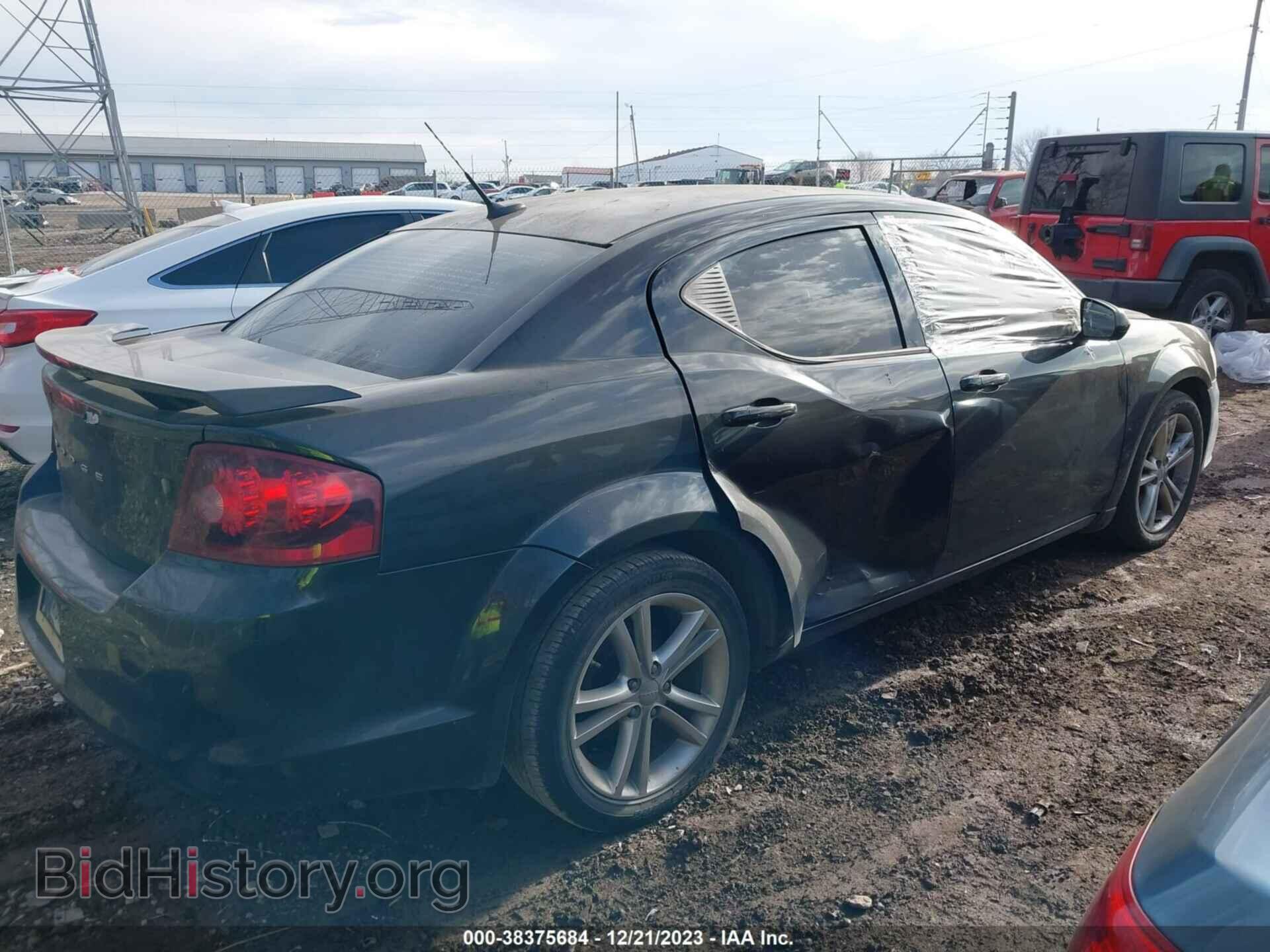 2011 DODGE AVENGER - VIN: 1B3BD1FG1BN524563 - Фото 4