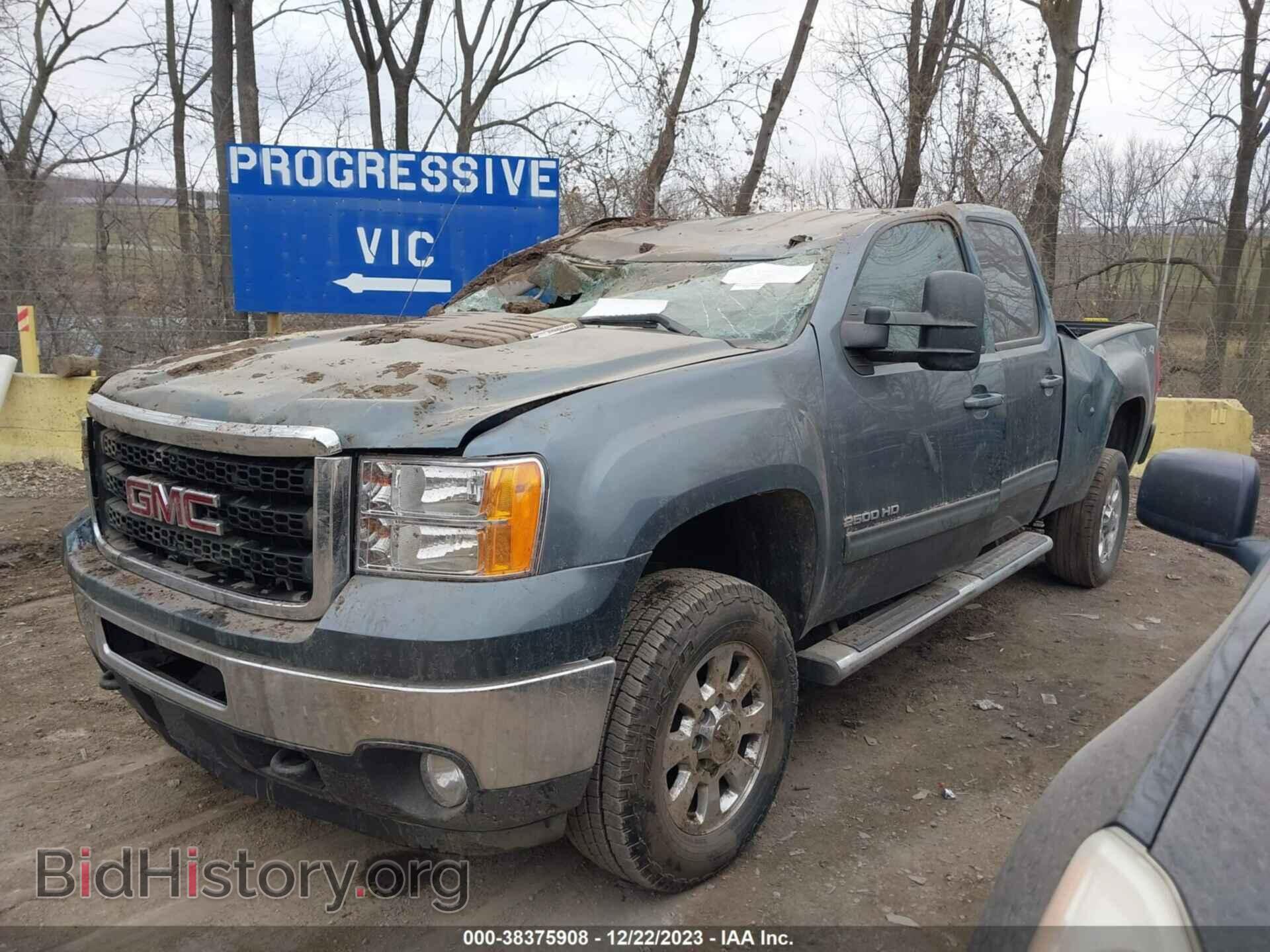2011 GMC SIERRA 2500HD - VIN: 1GT121C8XBF175961 - Фото 2